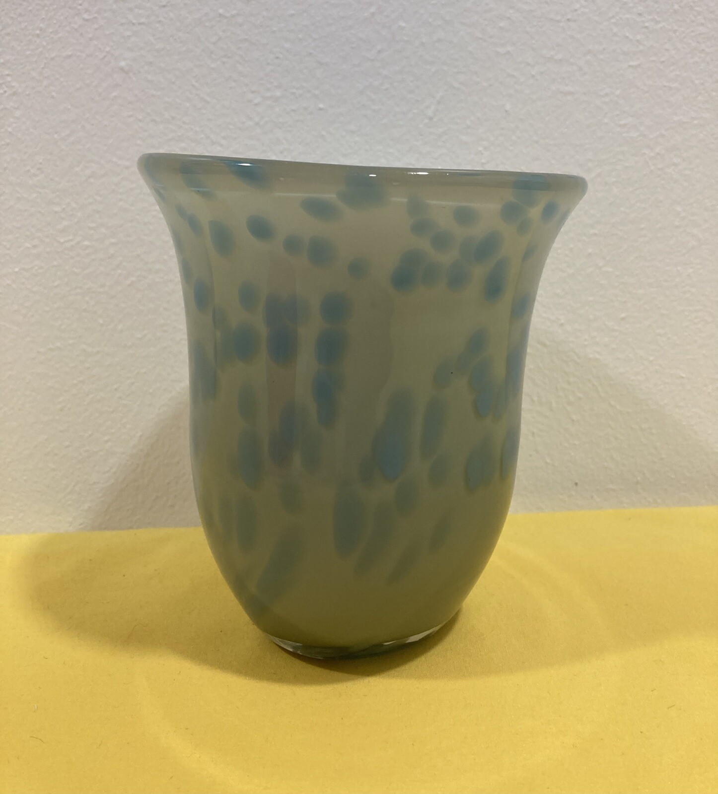 STUDIO ART GLASS Sea Foam Green with Blue Dots 6” BUD VASE ARTIST MADE UNSIGNED