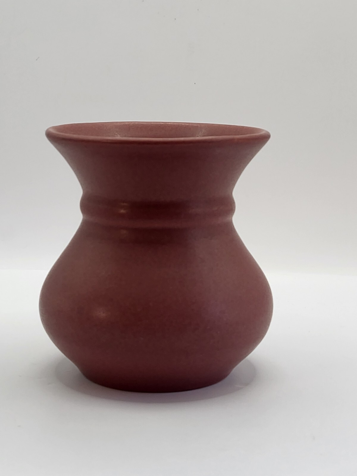 Vintage Pfaltzgraff Pottery Vase Mulberry Satin Matte Glaze