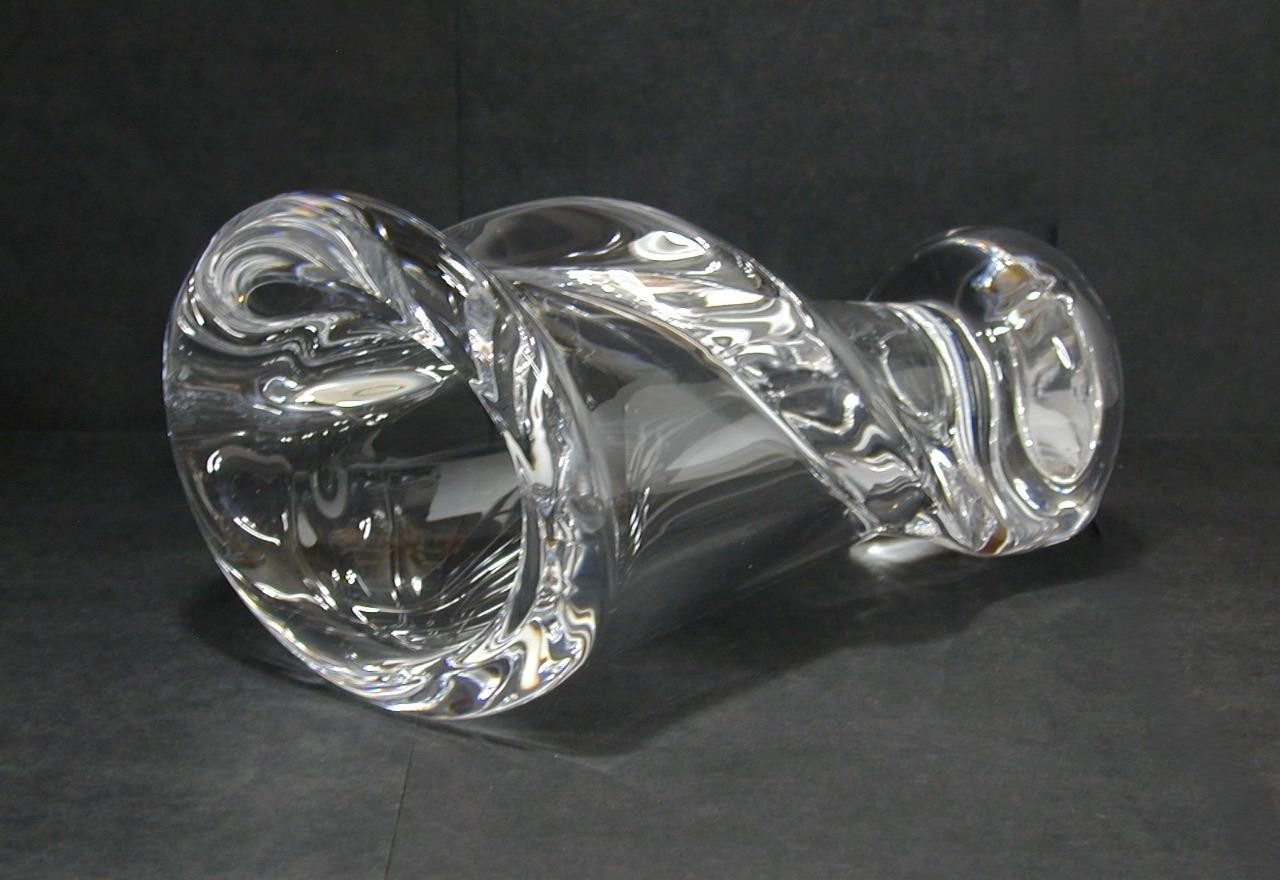 Vtg Art Vannes Le Chatel Calla Lily Lead Crystal 7 ½” Vase France MCM Modernist