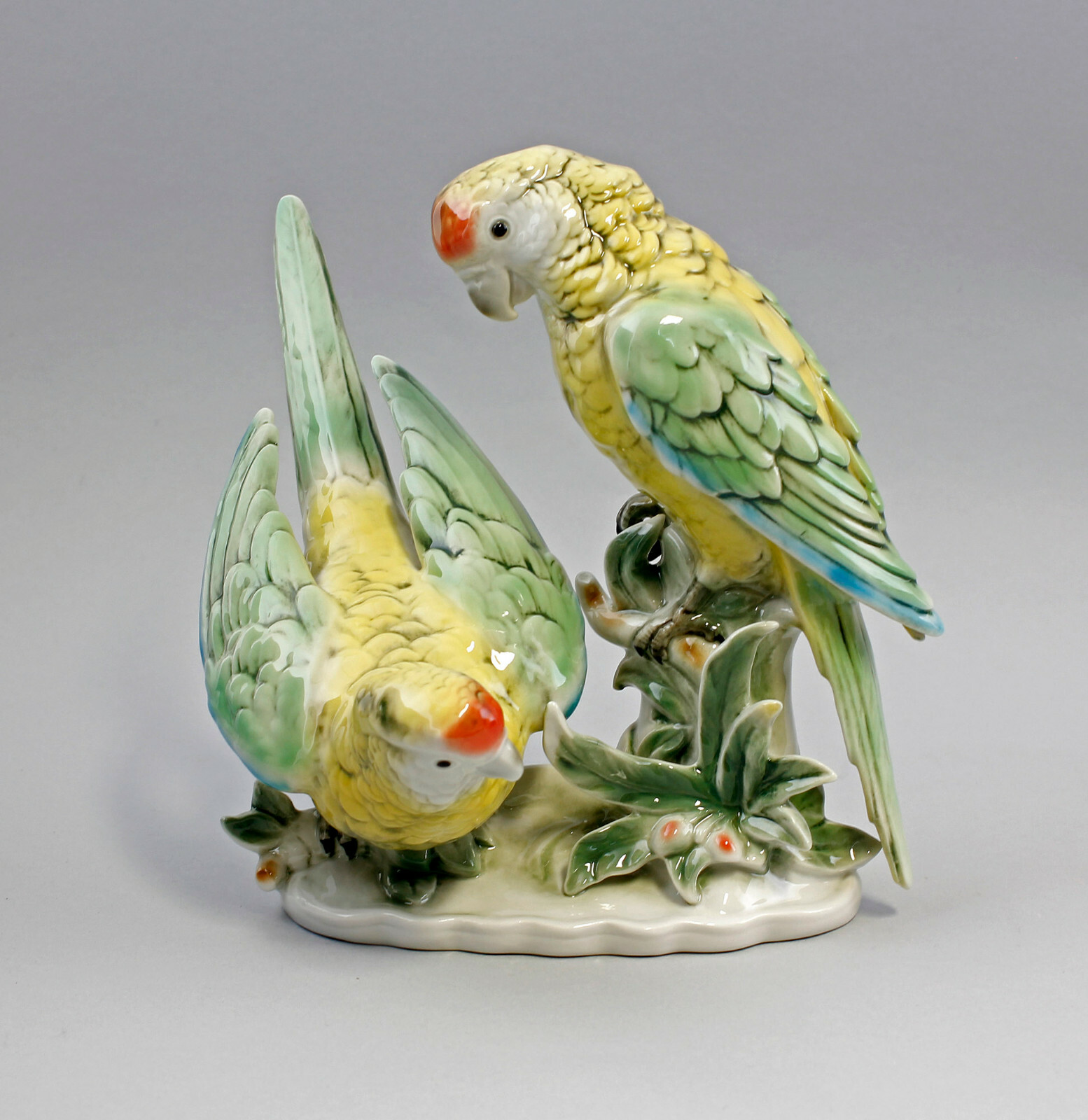 9942597-a Porcelain Figurine Bird Parrot Group Wagner&Apel Green 8 5/16×6