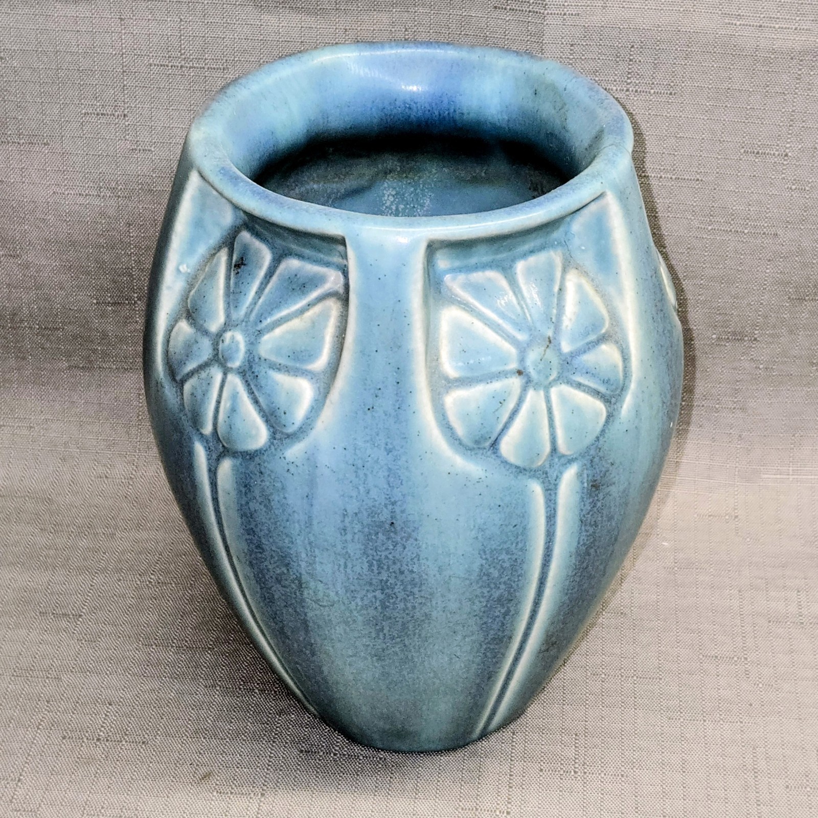 Rookwood PotteryRookwood Pottery #2380 – Estate – 6.5″ Inches Tall – 1920s