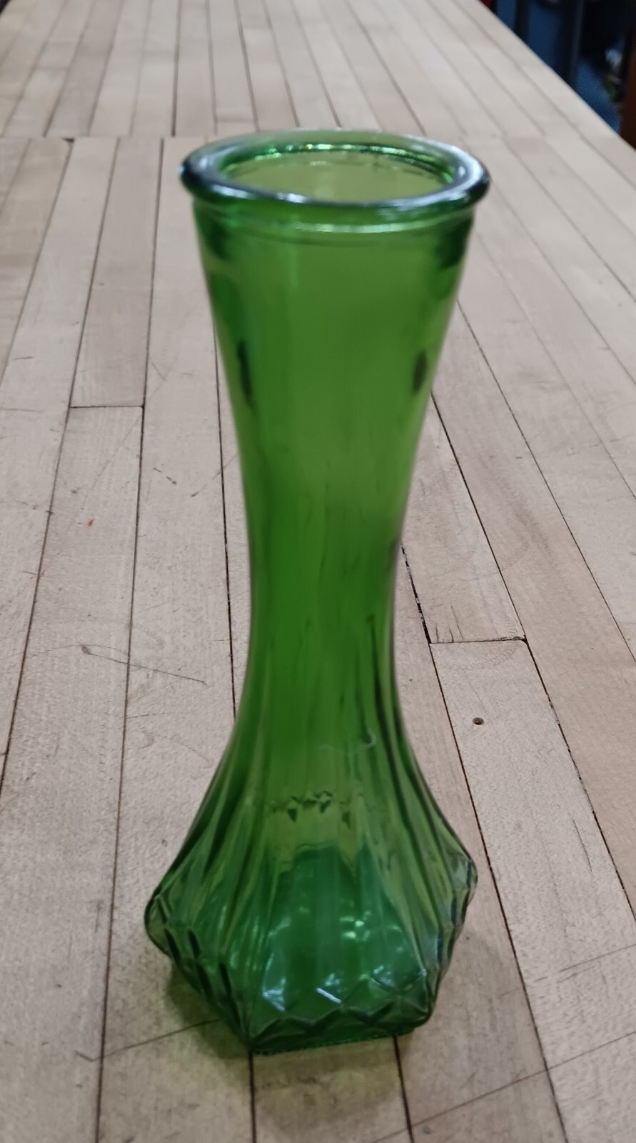Vintage Hoosier Glass Vase 6″ – Green Bud Vase Hex Base