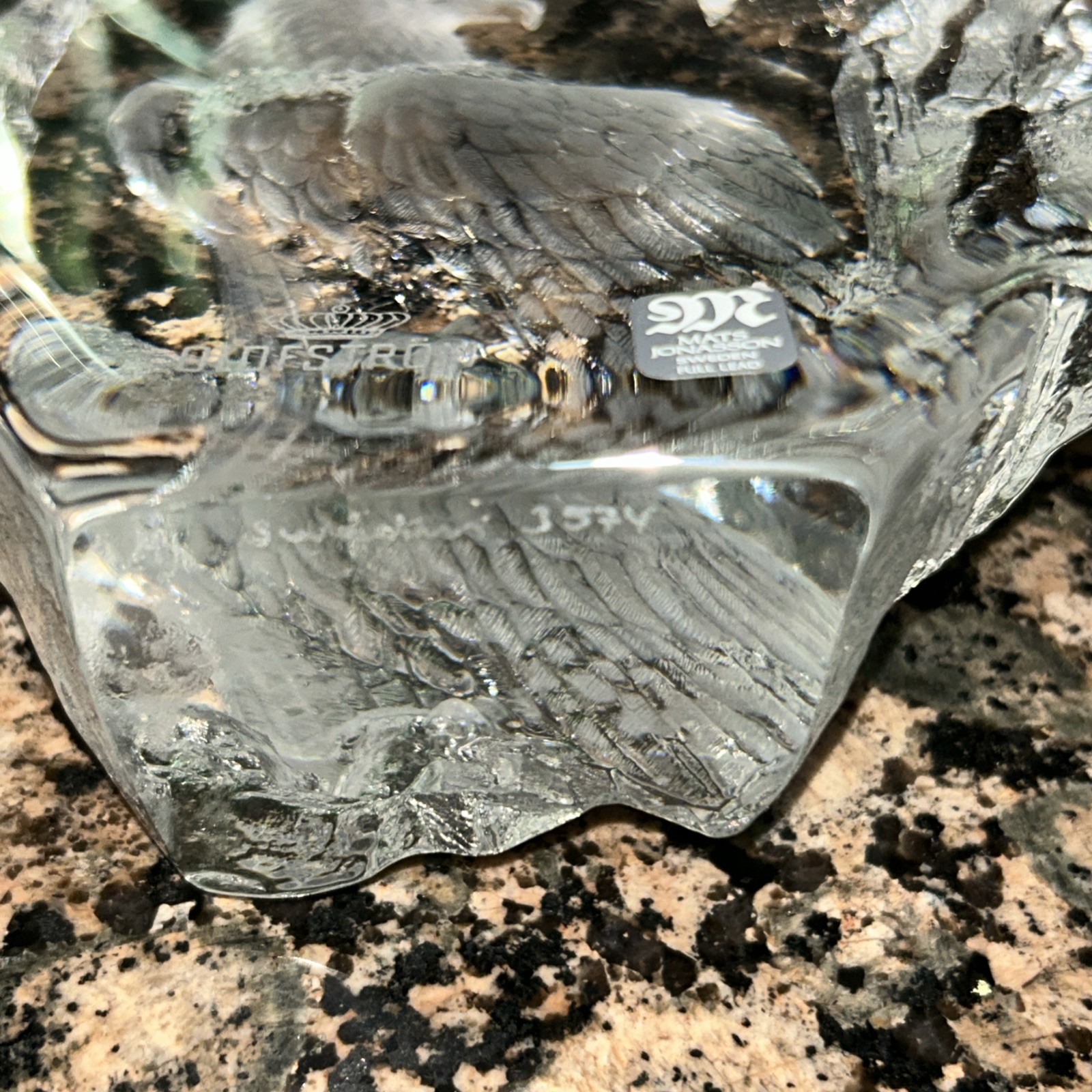 Beautiful Mats Jonasson Lead Glass Crystal Eagle Sculpture Sweden Full Lead NEW