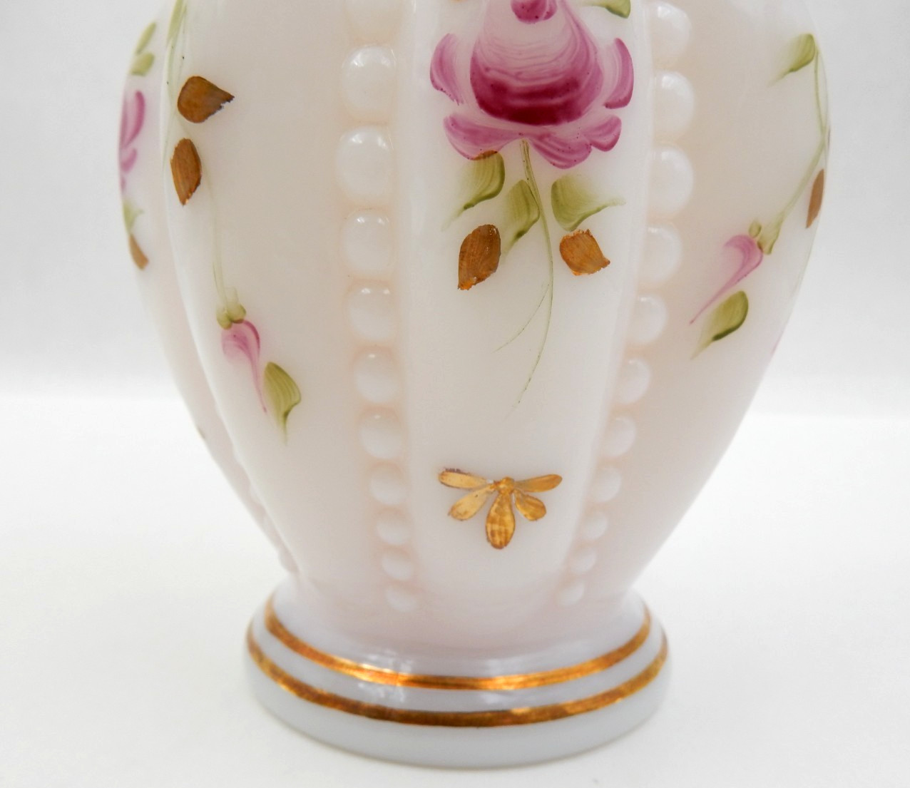 FENTON ART GLASS CHARLETON COLLECTION BEADED MELON RUFFLED EDGE VASE SIGNED