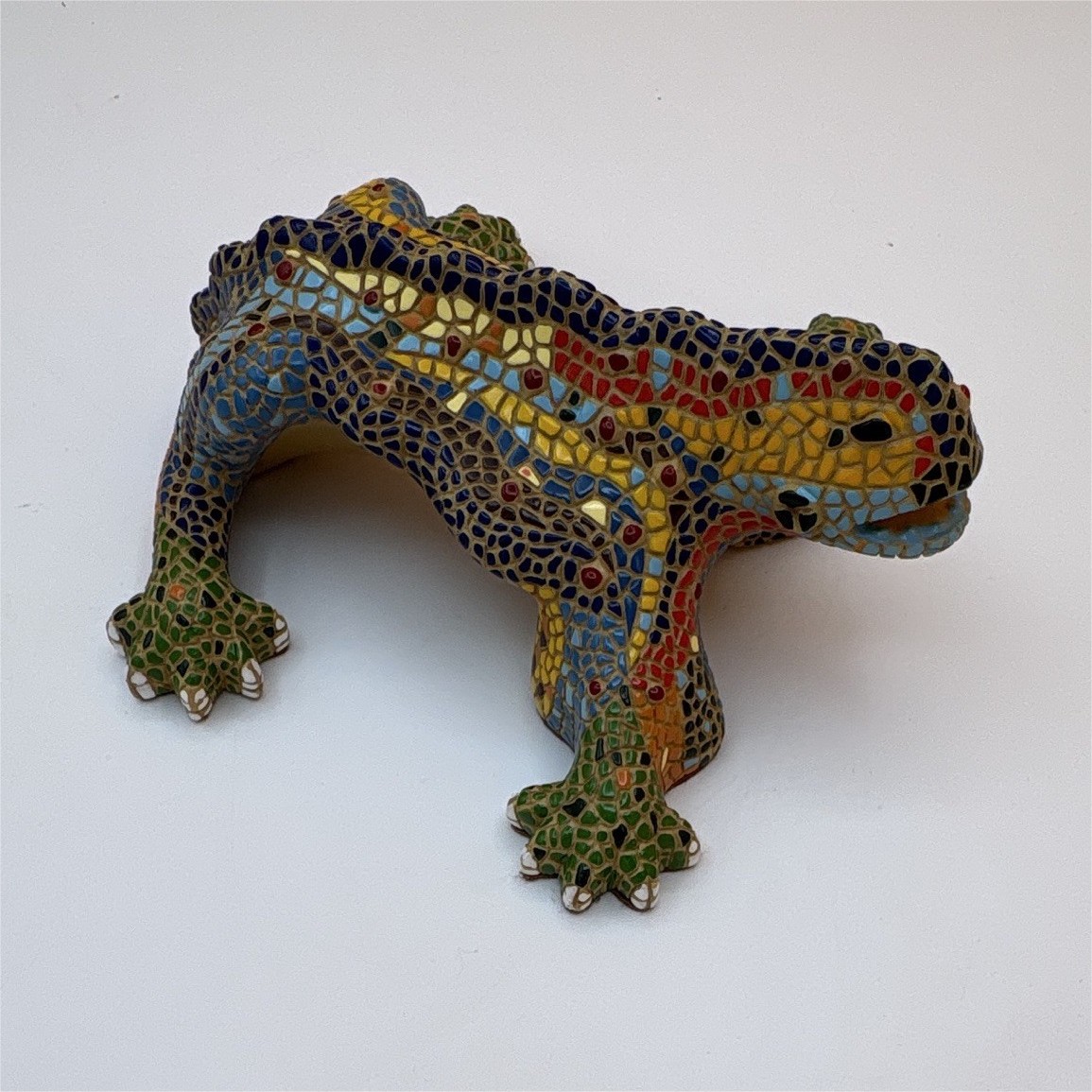 Mosaic 8″ Lizard From Antoni Gaudi Guell Barcelona Spain Ceramic Animal Fig.