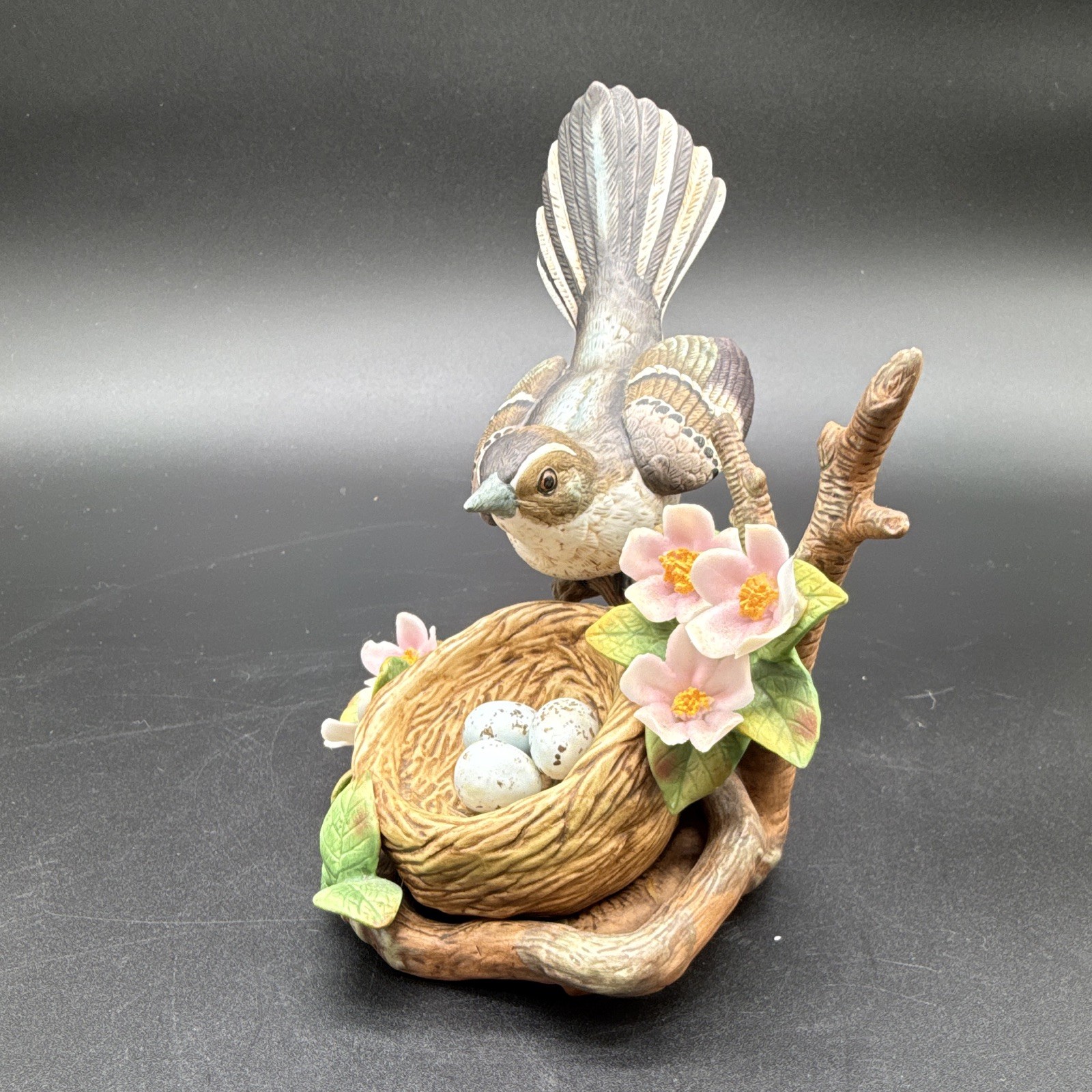 Andrea by Sadek Mockingbird figurine w/ nest & eggs, 9648, 1996