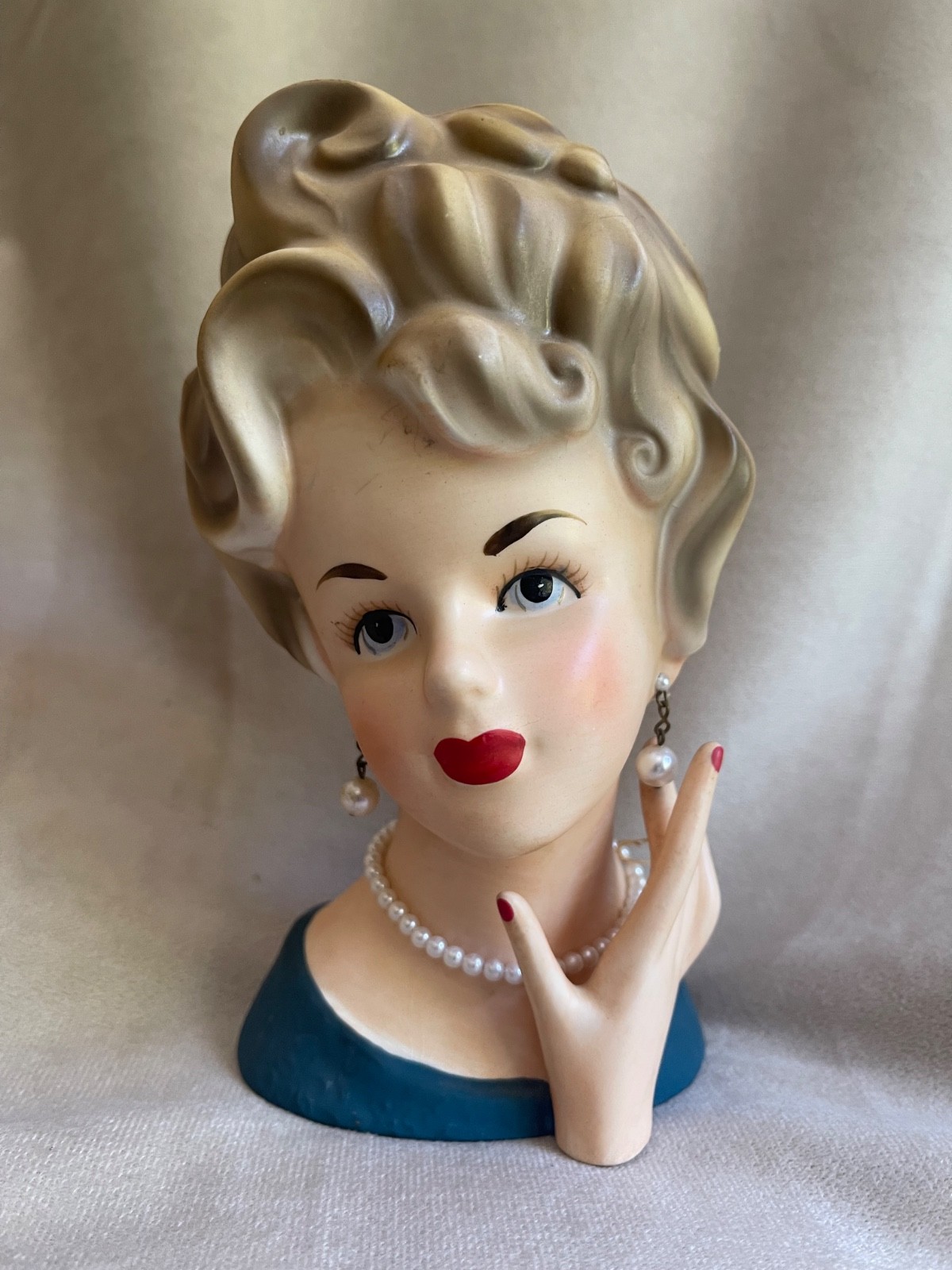 Vintage Ardco Lady Head Vase C1545 Blonde With Hand Pearl Necklace Earrings