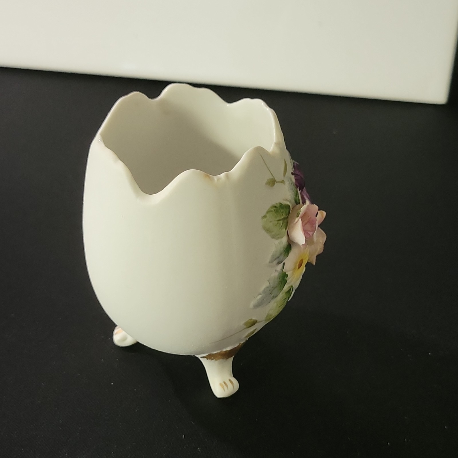 Lefton China Hand Painted Floral Egg-Shaped Footed Vase 4in KW 5442