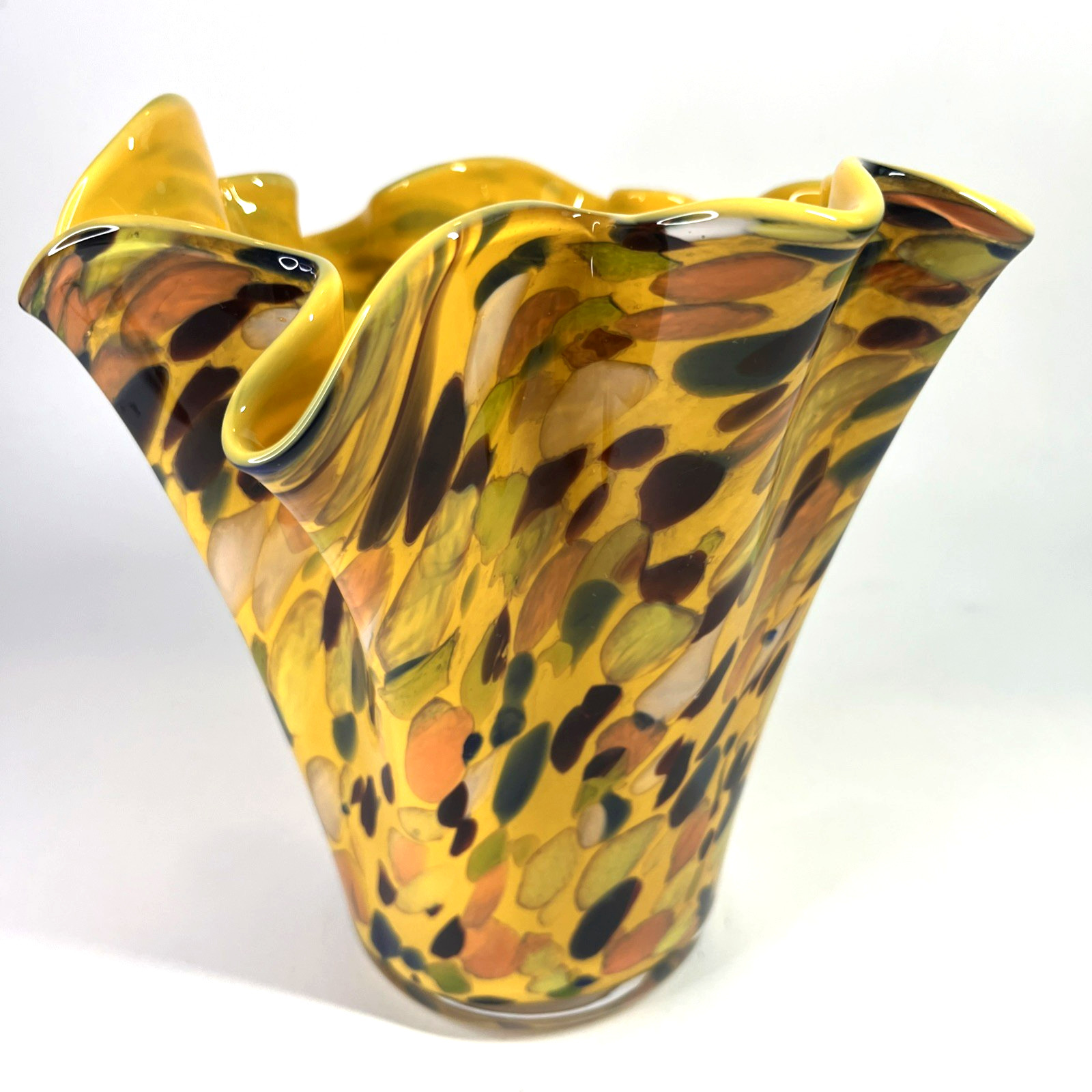 Alicja Hand Made 7 1/2″ Polish Art Glass Handkerchief Vase Made in Poland