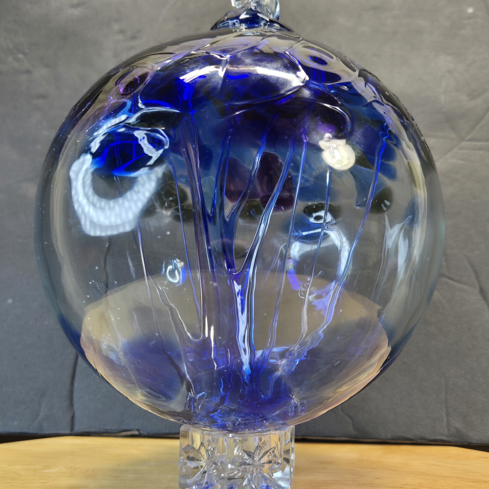 Olde English 5 1/2″ Witch Ball Hand Blown Glass Cobalt Blue Ornament Yard Decor