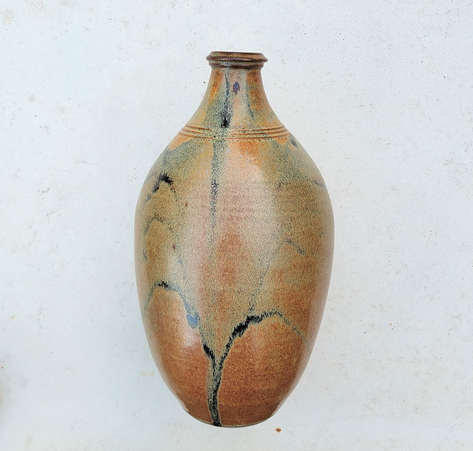 Robert Waterson Redbyrne Potteries Australian Studio Pottery vase 33cm tall