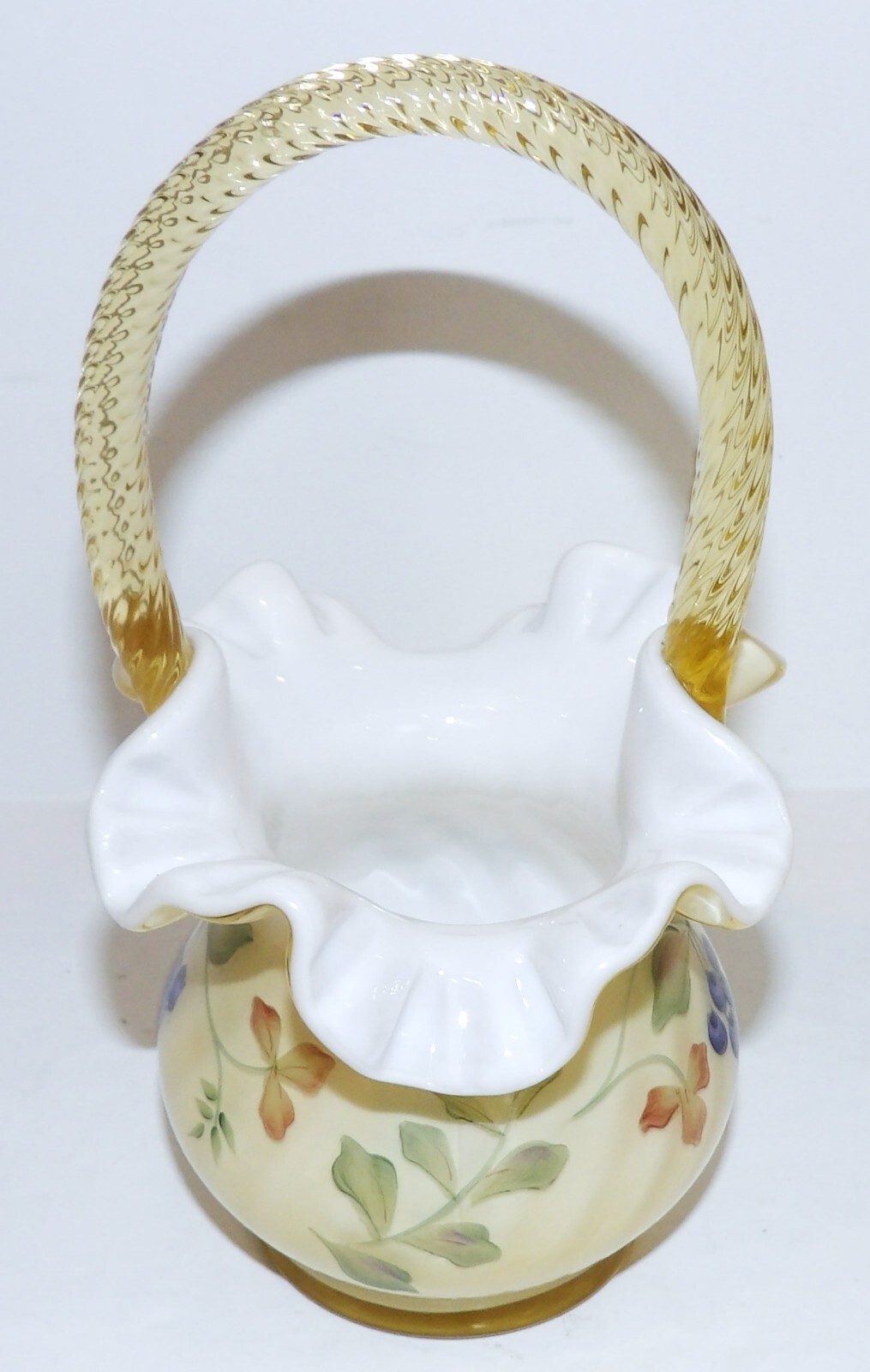 FENTON GLASS HAND PAINTED JK SPINDLER MOUNTAIN BERRY GOLD OVERLAY 7 3/8″ BASKET