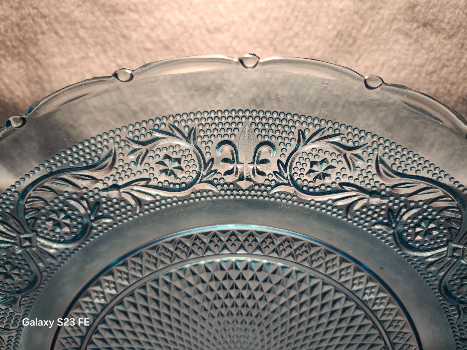One Studio Everyday Renaissance Godinger Silversmith Aqua Blue 12″ Charger.