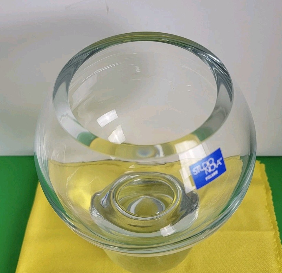Post-Modern Polish Art Glass Double Bubble Ball Bud Vase by Studio Nova – Clean.