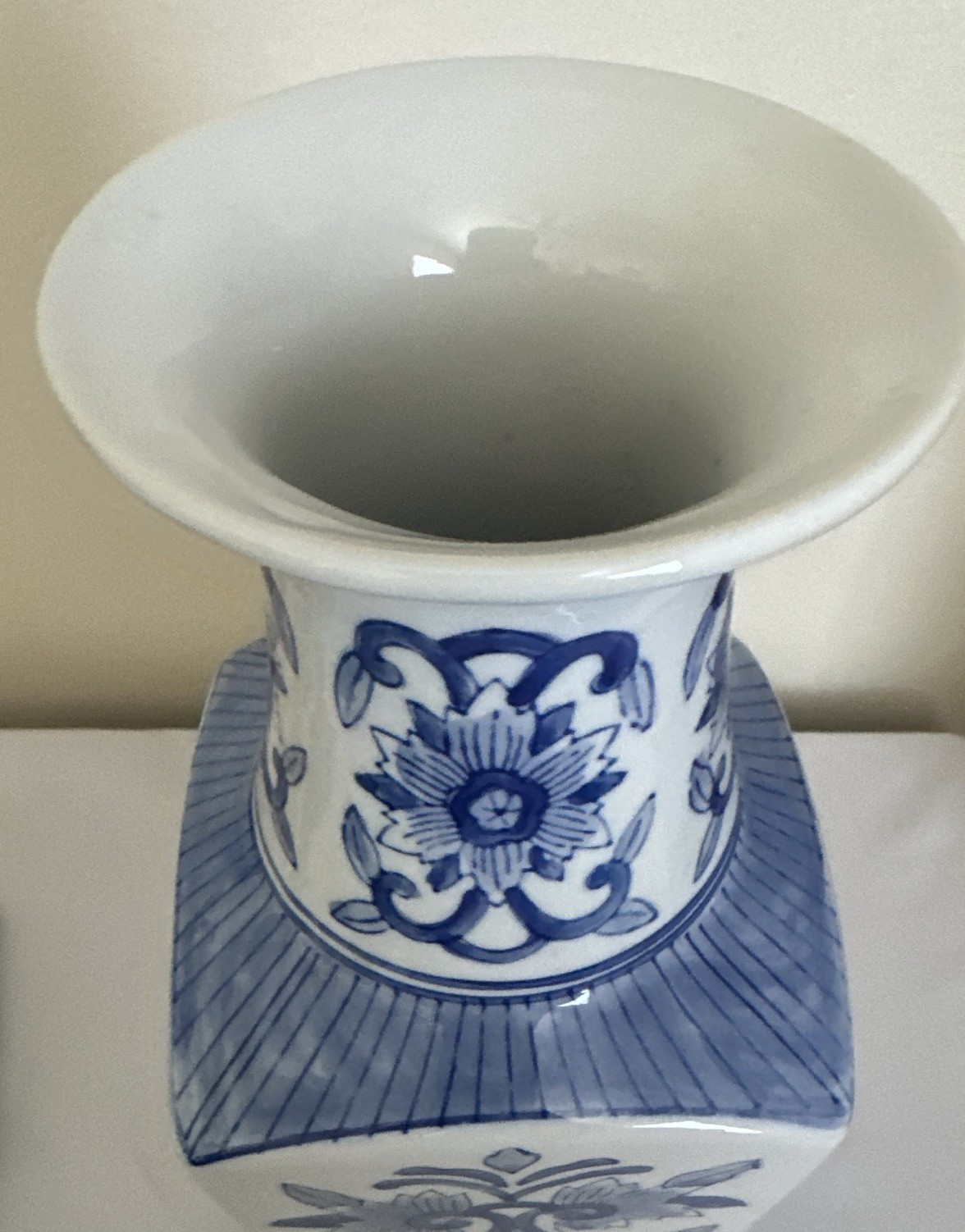 Vintage A&A Blue & White Floral Porcelain Vase 15 in Decorative Glossy Japan