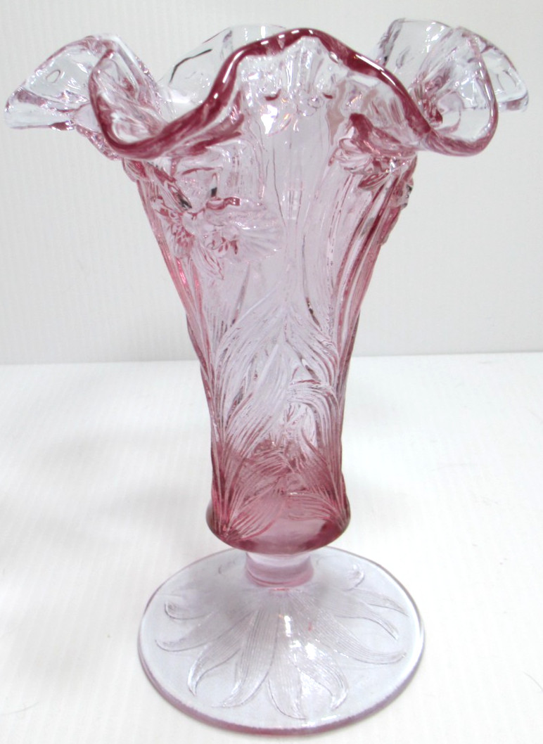 Vintage Fenton Glass Vase Daffodil Purple Pink Ruffled Crimped Rim 7 1/2″ T