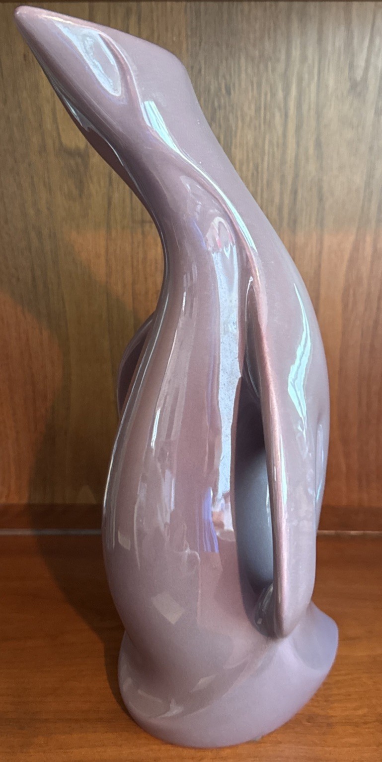 RARE MCM 1985 Jaru Pottery Lavender Purple Penguin Figurine Color cool Piece