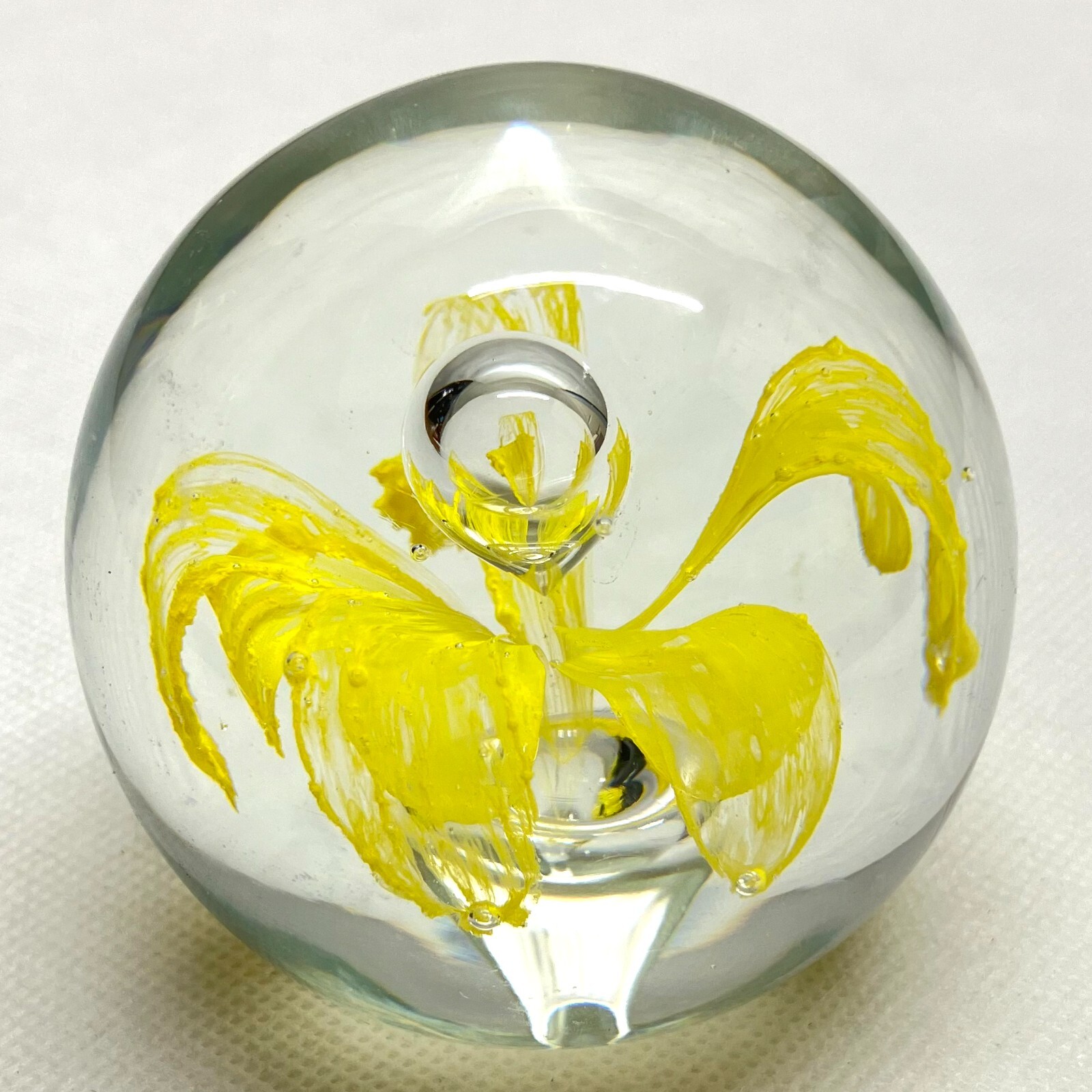 Art Glass Hand Blown Floral Yellow Daffodil Bubble Paperweight Polished Bottom