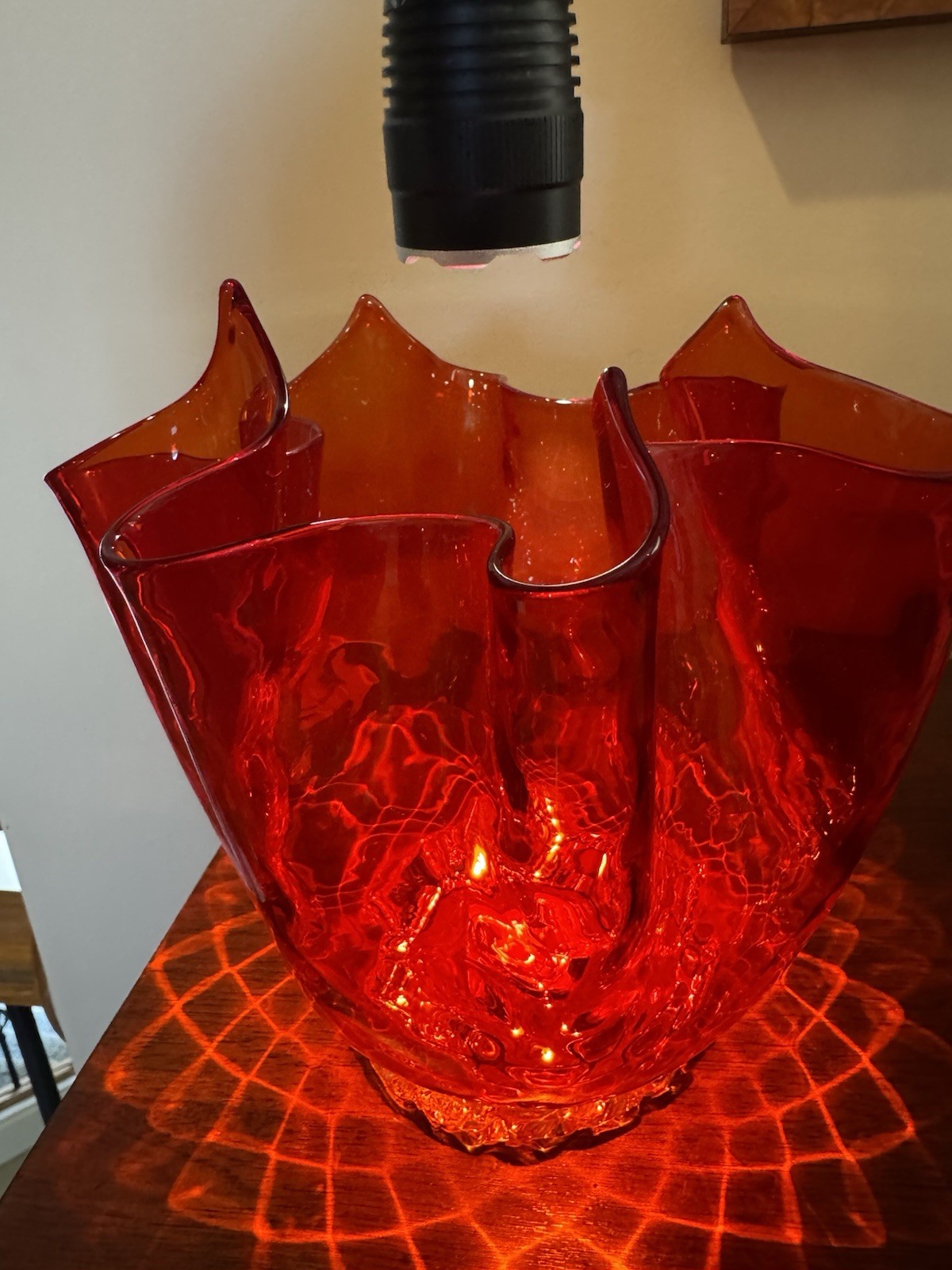 VINTAGE Murano Venetian Red Clear Gold Handkerchief Centerpiece Bowl Italy 6”