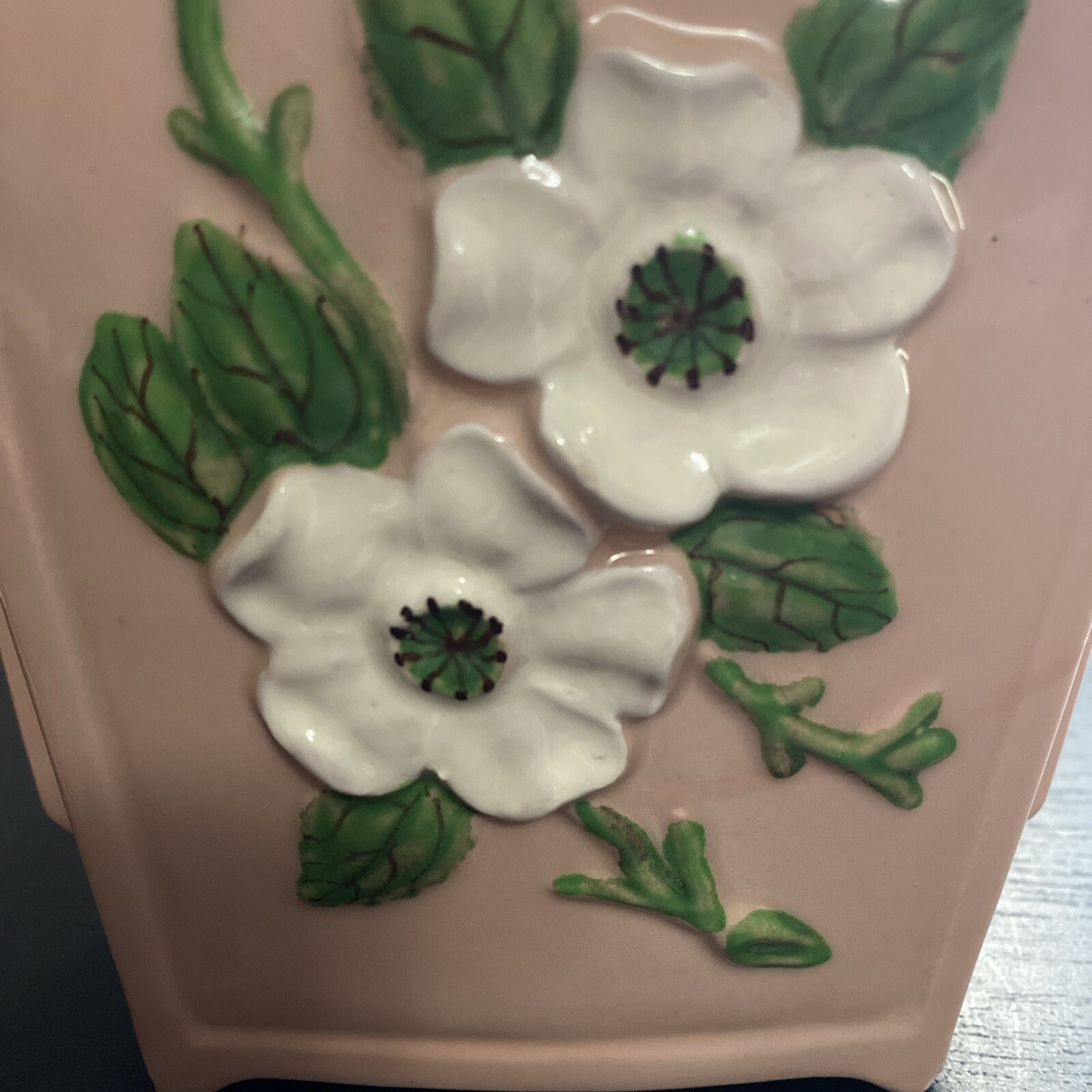 Hull Art Rosella Dogwood Vase Vintage Peach White Floral R-7-6 1/2