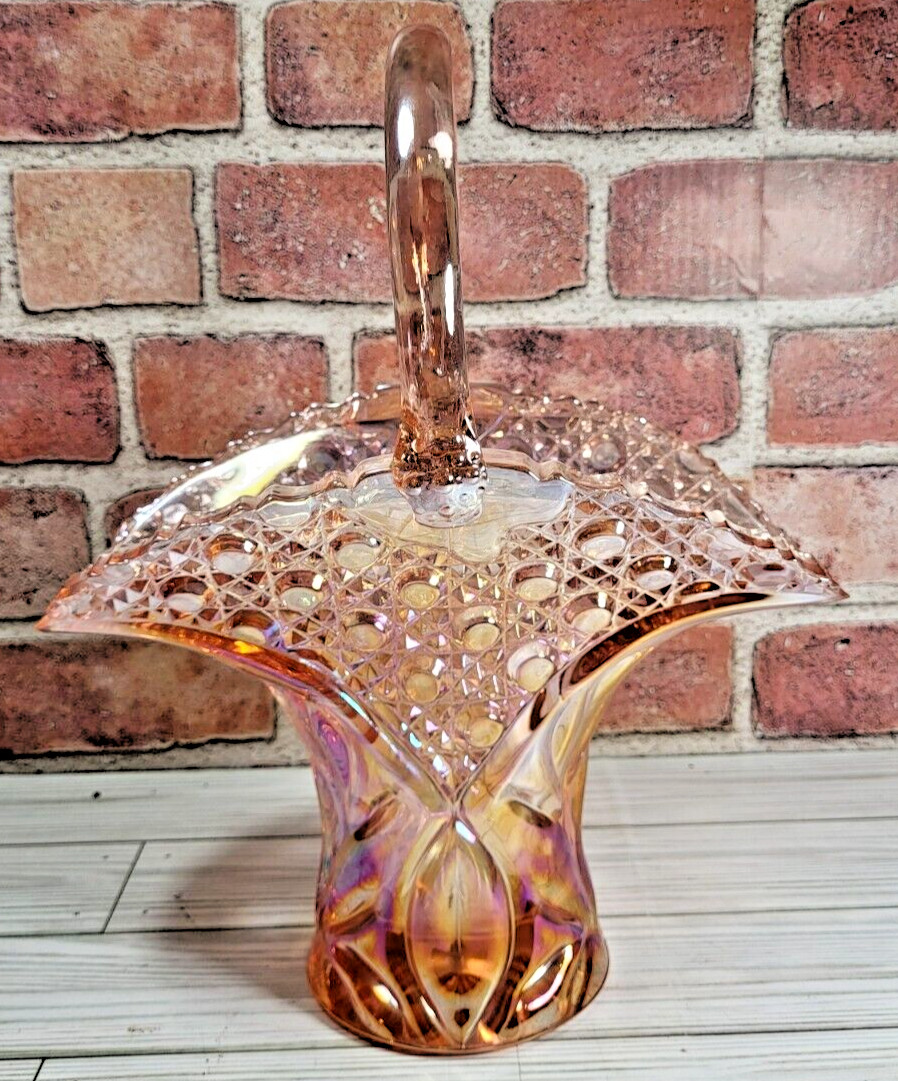 VINTAGE Stunning LE SMITH CARNIVAL Bridal GLASS BASKET SHADES OF PINK Irredecent