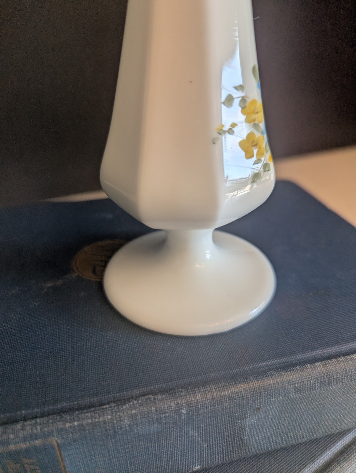 Fenton Swung Milk Glass Bud Vase – 8″ Tall