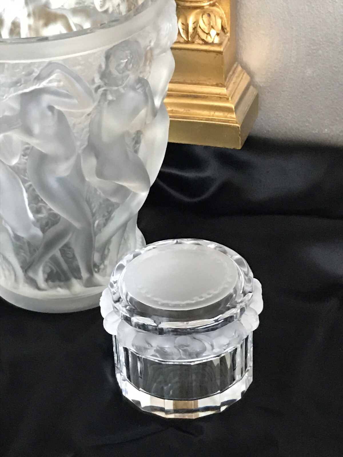 LALIQUE France Crystal Robinson Mesanges Powder Dresser Box, Birds Sparrows UWB!