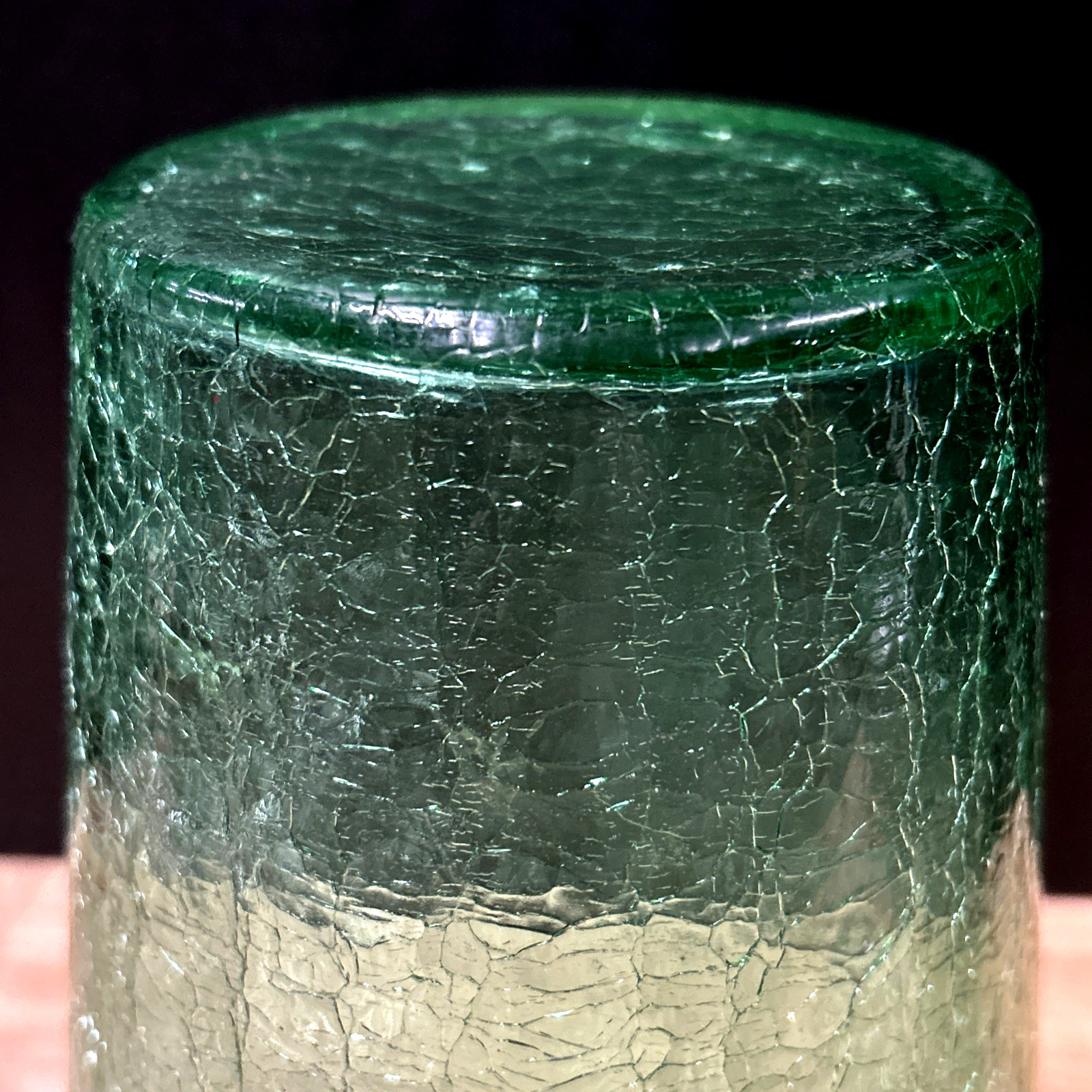Vintage Green Crackle Glass Vase Excellent Condition 10″ Tall Beautiful!