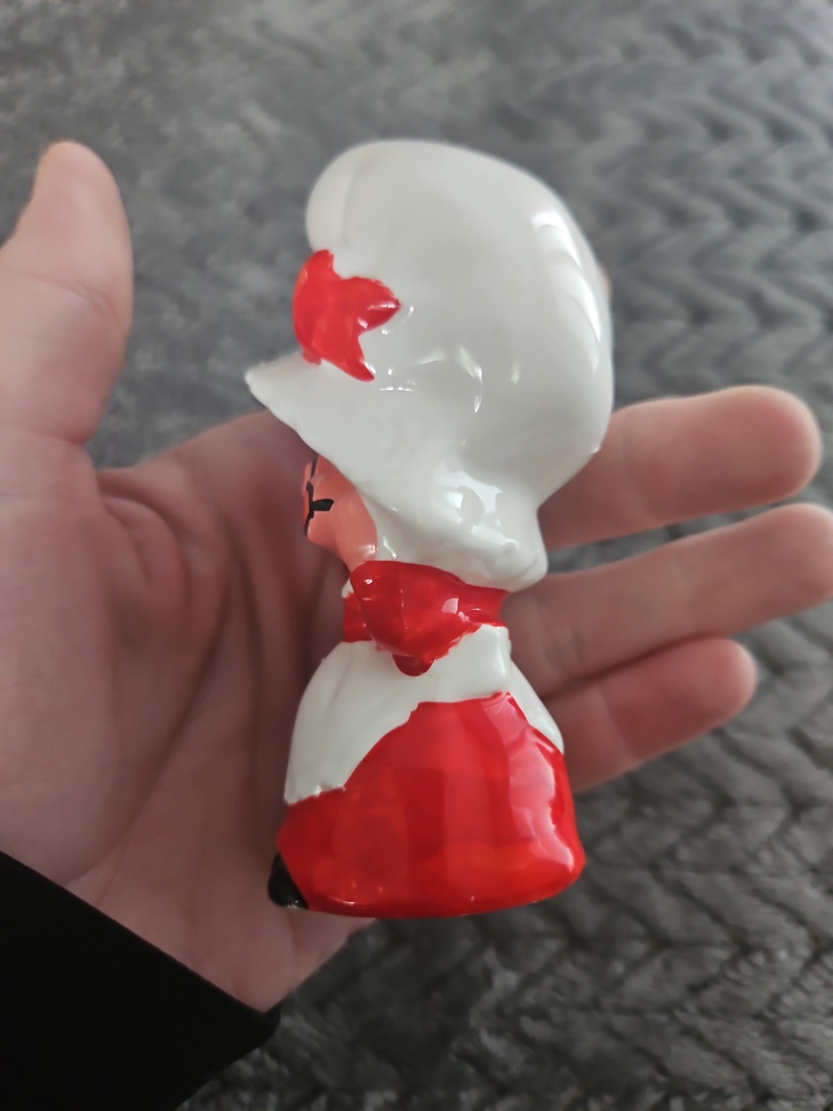 Made in Japan Christmas Mr & Mrs Claus Salt & Pepper Shakers (Never Used) MINT