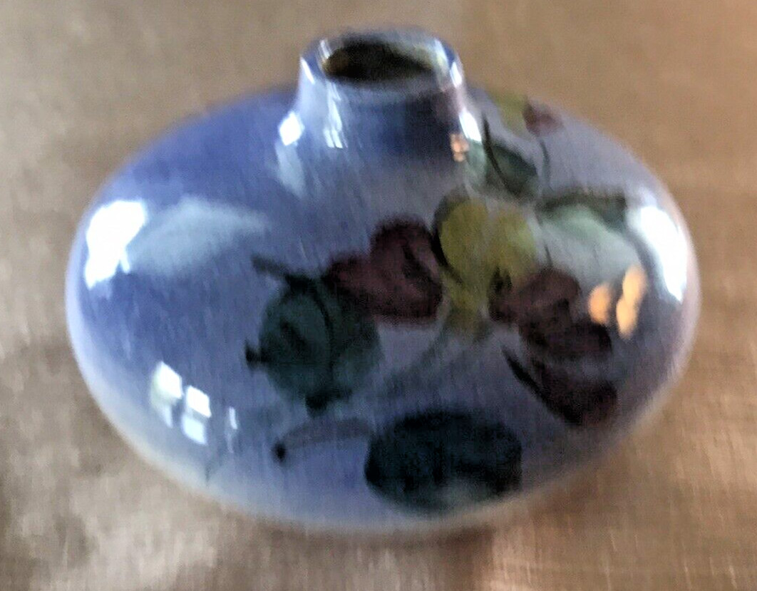 Art Pottery Vase Small Squat Style Floral Design in Blues 2.25″x3.5″