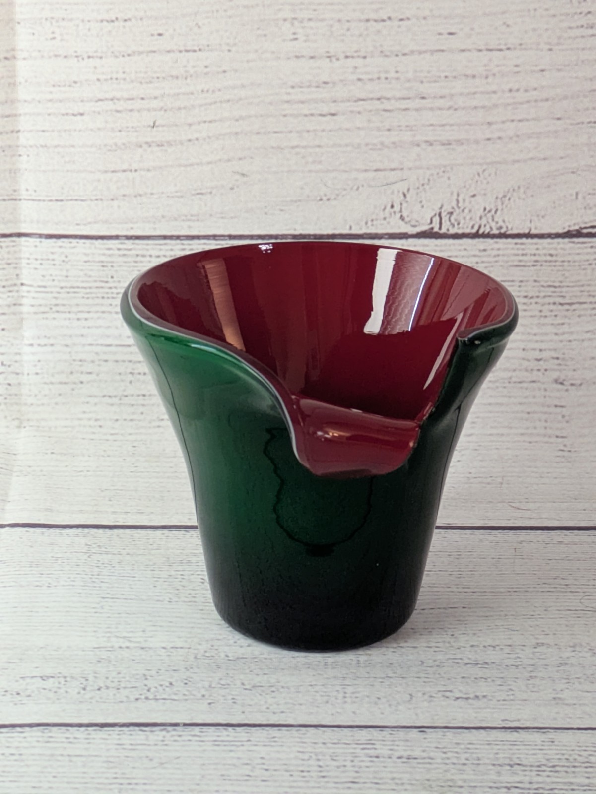 Silvestri Small Vase Decoration Folded Edge Mouth Blown Art Glass Red Green