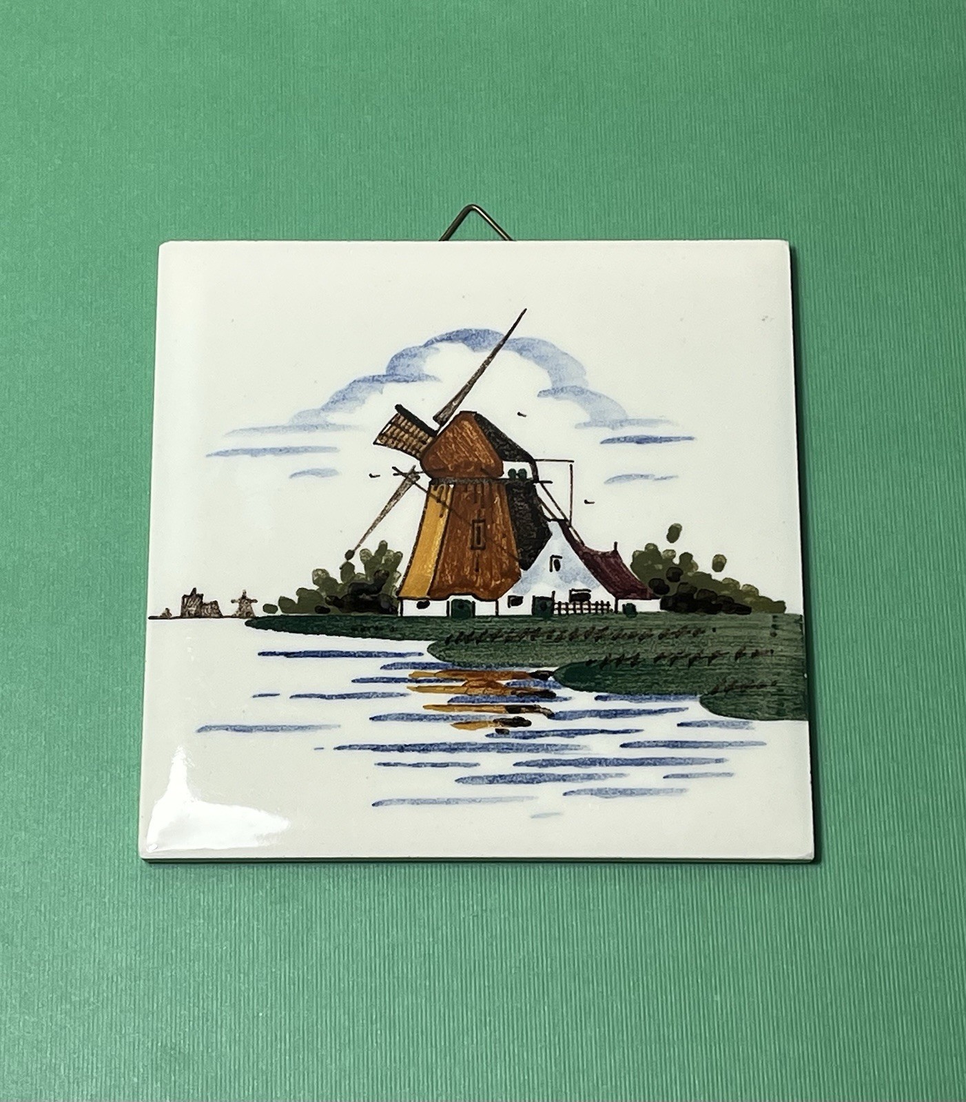 Vintage De Delftse Pauw D.P. Delft Tile Hand Painted Windmill Scene 4.25” NICE!