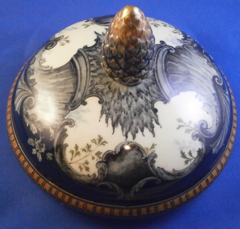Huge Antique Seger KPM Berlin Porcelain Lidded Vase / Jar Porzellan Deckelvase
