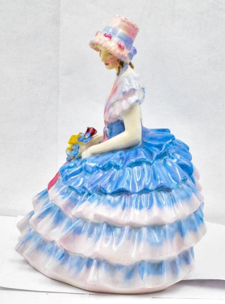 ROYAL DOULTON CHLOE HN1479 1931 TO 1949 Early Model Undated no HN Mark