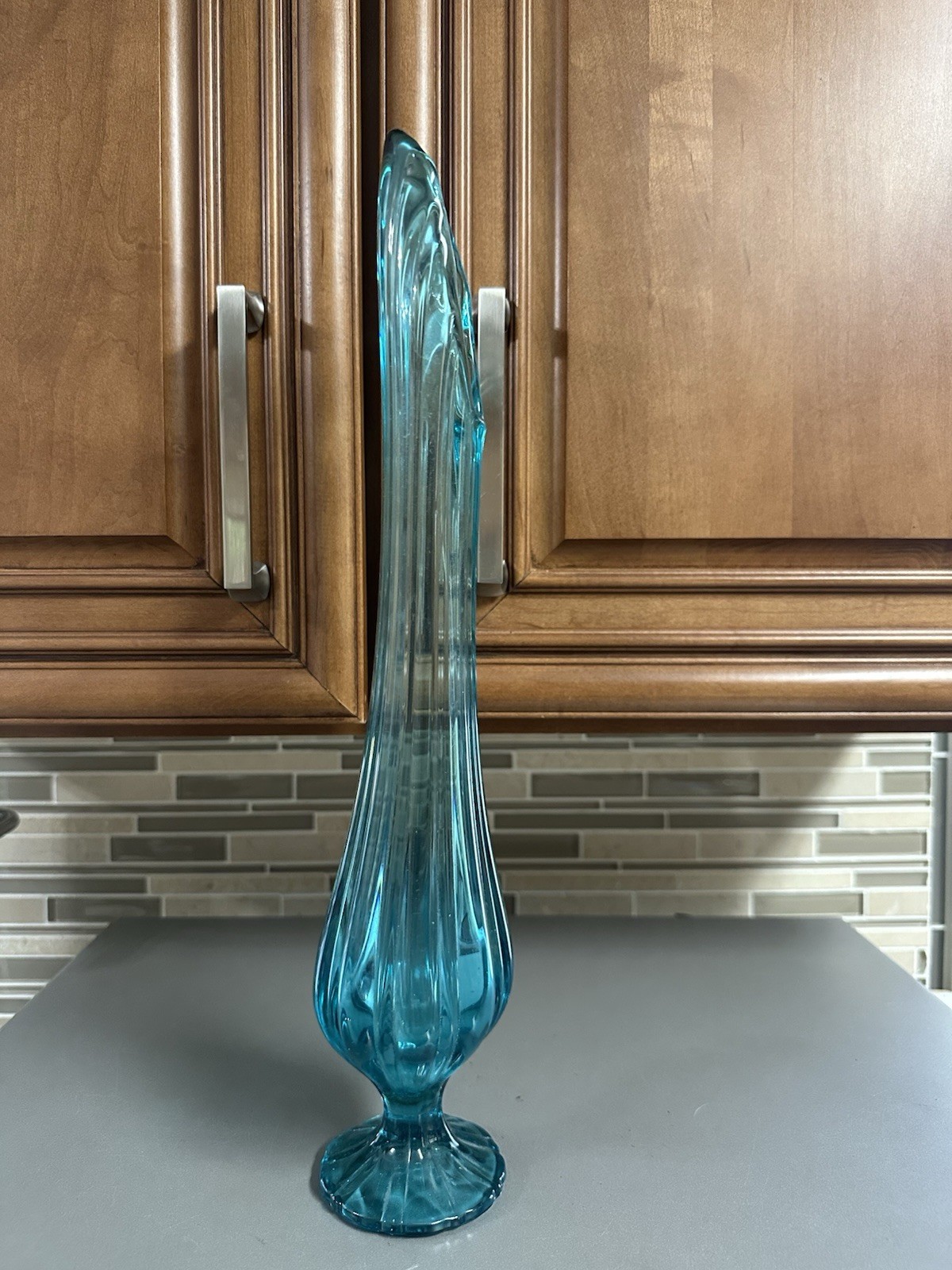 Vintage MCM L.E. Smith Glass Swung Vase Blue Petal