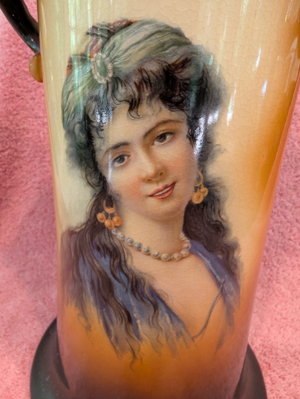 Antique Warwick Art Pottery Ioga Vase – A17 – Vibrant Gpysy Lady’s Portrait