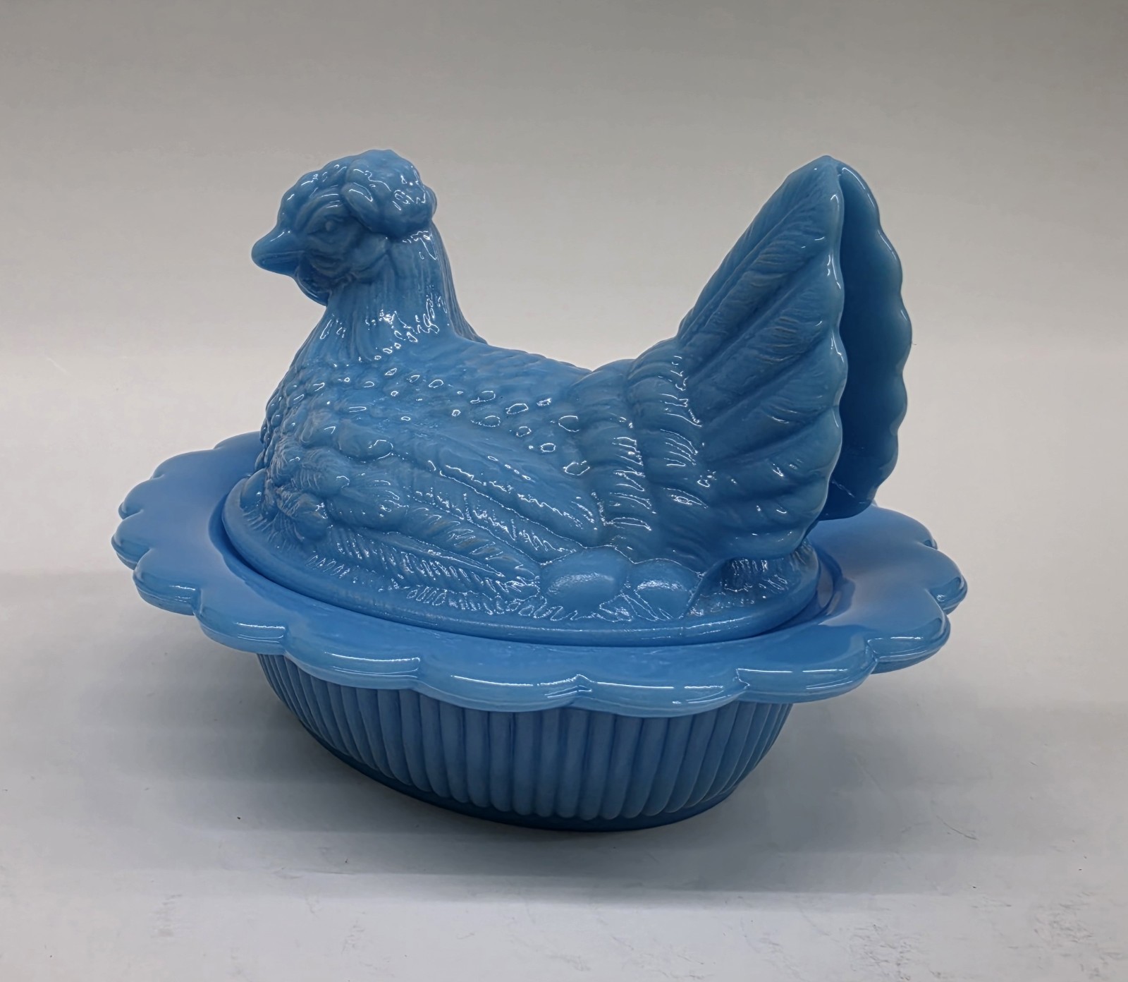 Mosser Bonnie Blue?? Hen On Nest Full Size Chicken