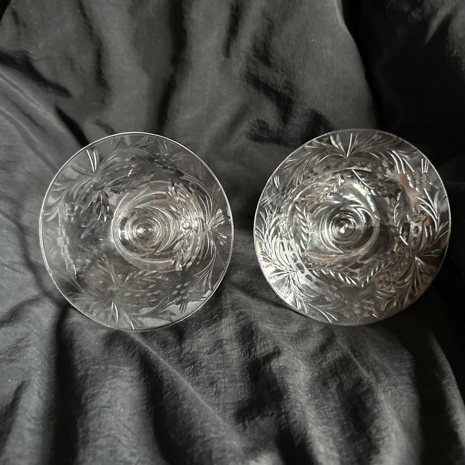 PAIR FOSTORIA CAMBRIDGE GLASS WHEEL CUT CANDLESTICKS CANDLE HOLDERS ELEGANT