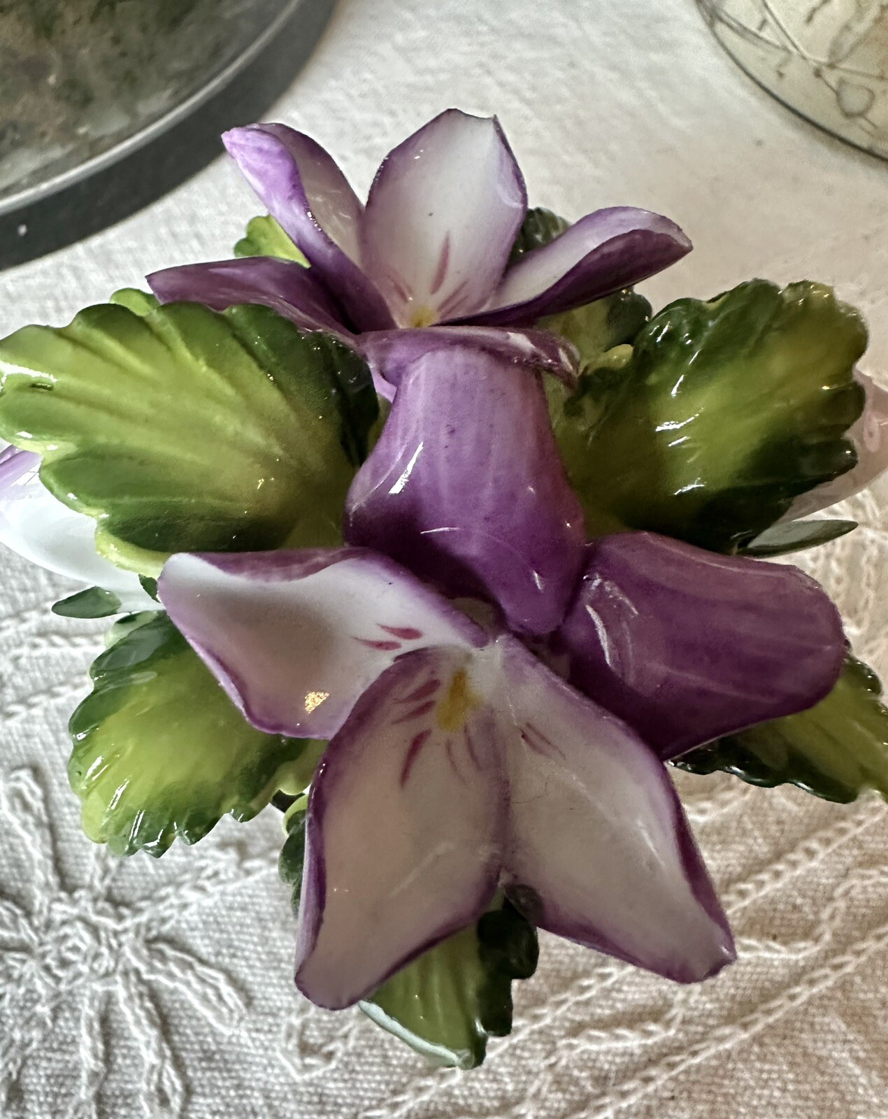 VTG Radnor Staffordshire England Bone China Purple Flowers In Silver plate Urn