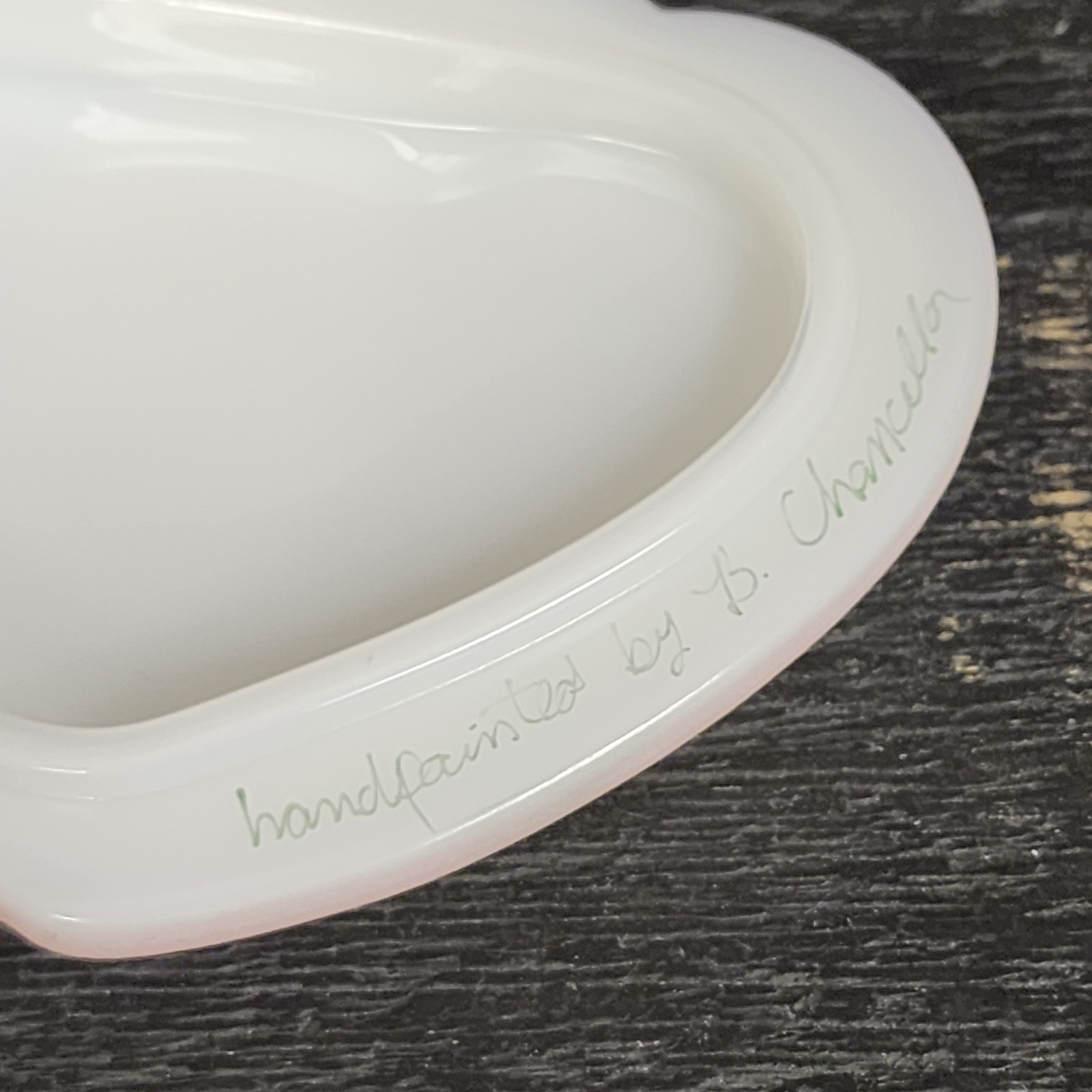 Vintage Fenton Heart Trinket Box Satin Double Heart Footed Hand Painted – Signed
