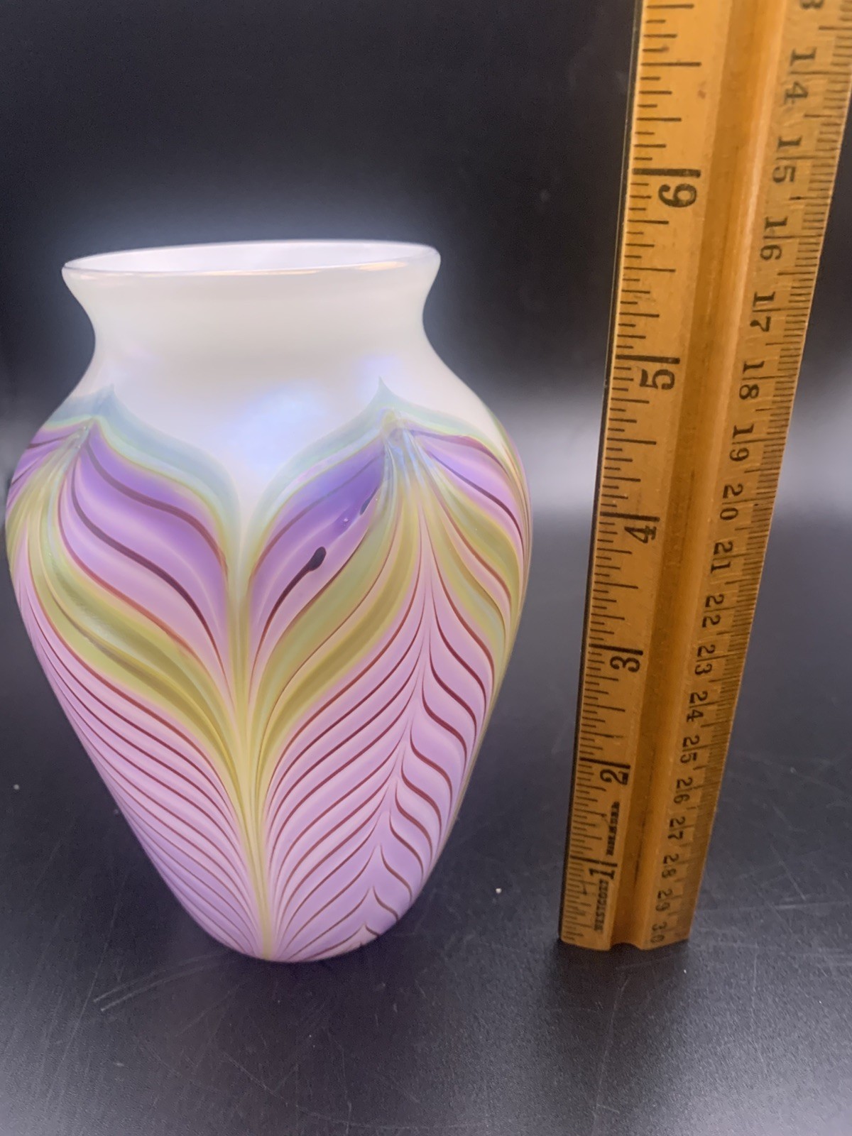 Zellique Art Glass Vase Pulled Feather Design