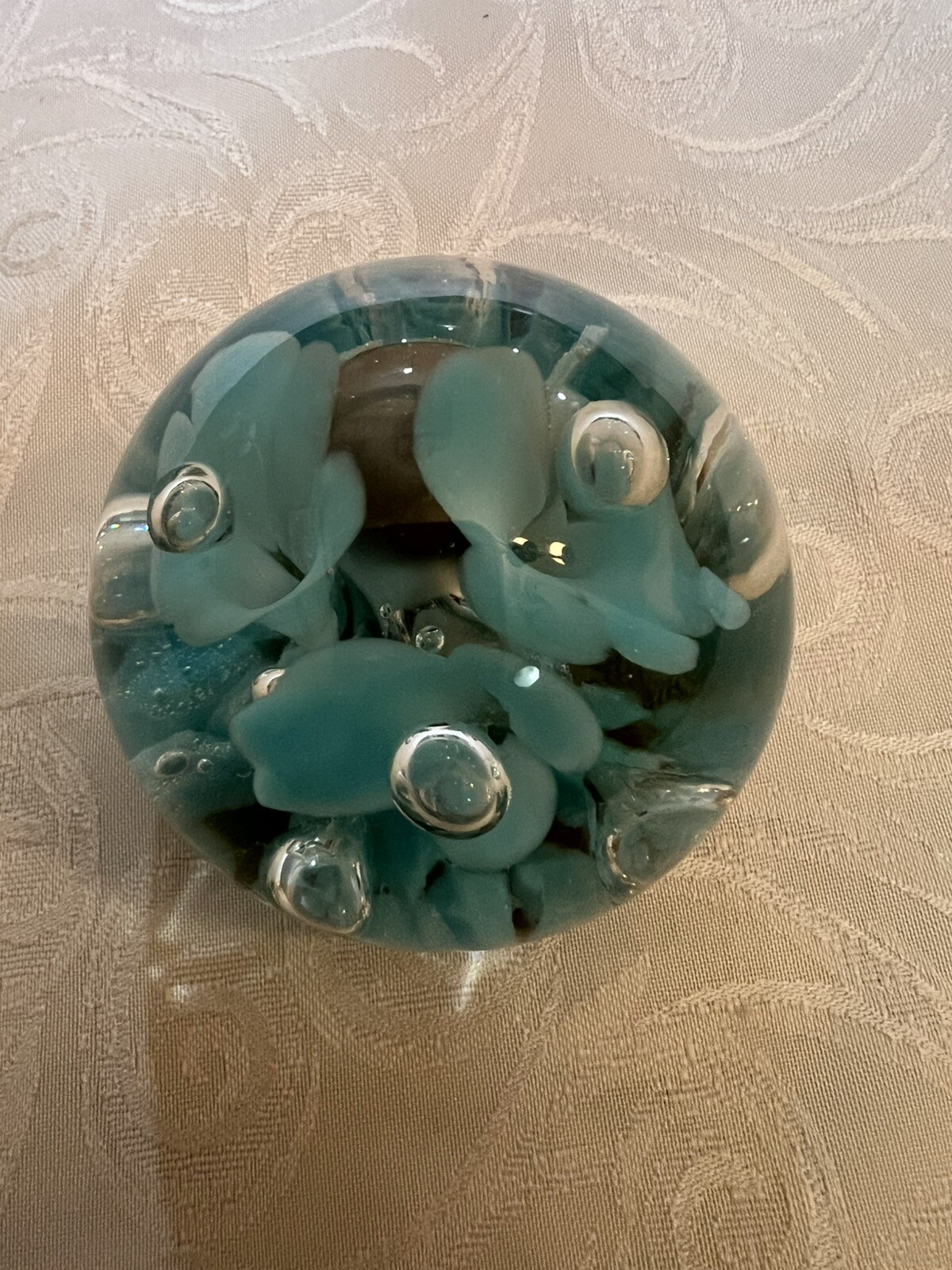 VTG JOE ST CLAIR Glass PAPERWEIGHT 3 1/4″ Signed Blue Floral Controlled Bubble