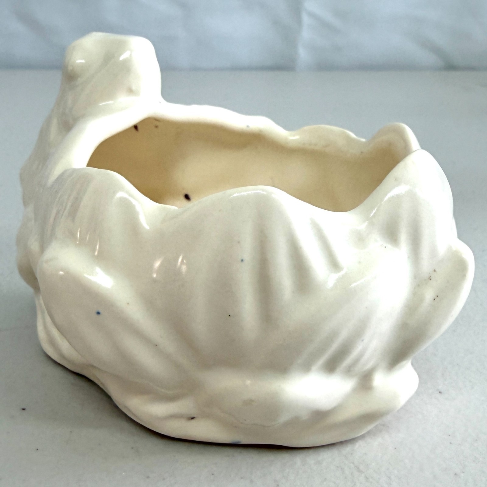 Vintage McCoy Ivory Cream Frog Lily Lotus Flower Planters Pair