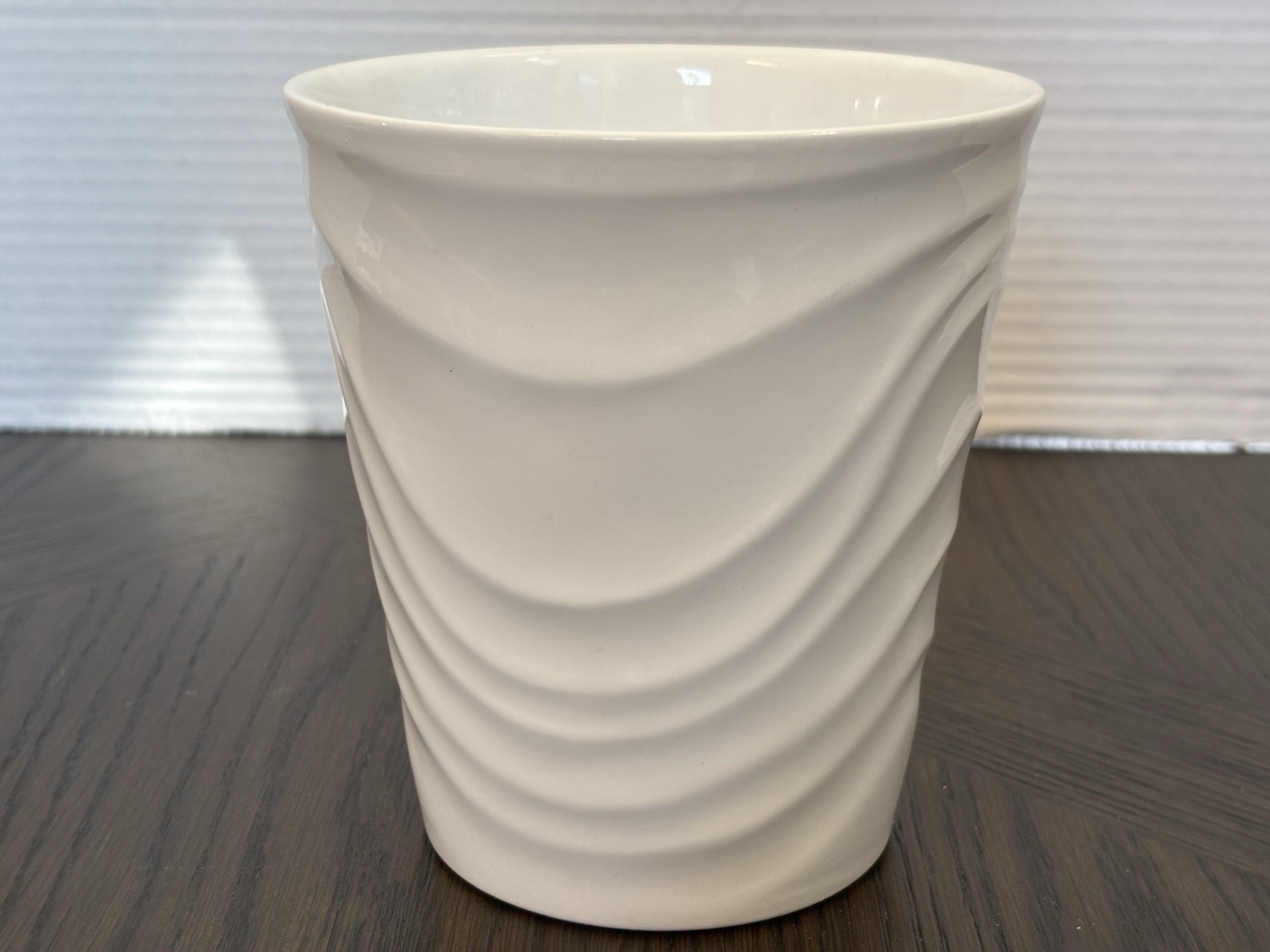 White Sculpted Flower Pot Planter Marked Germany 625/14 MCM Style ~ 5.5 In Tall