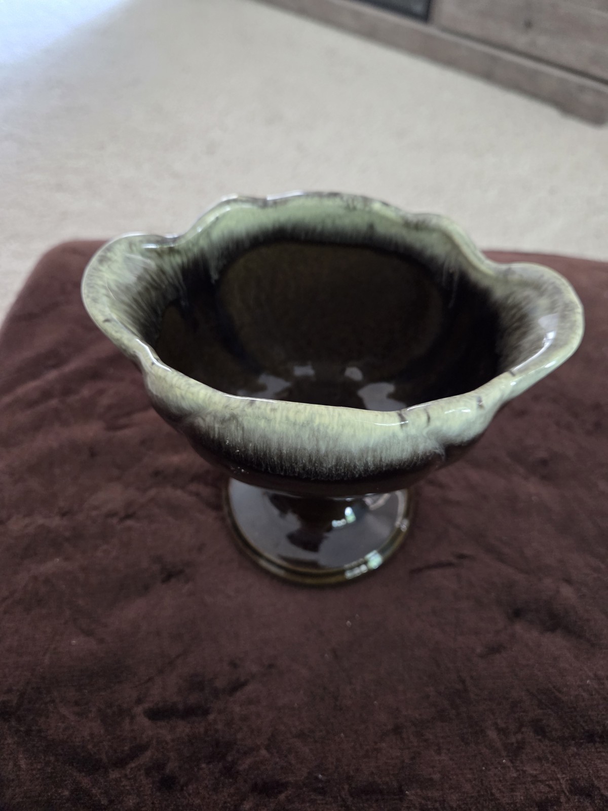 Vintage Hull Pottery Glazed Green Tulip Pattern Planter