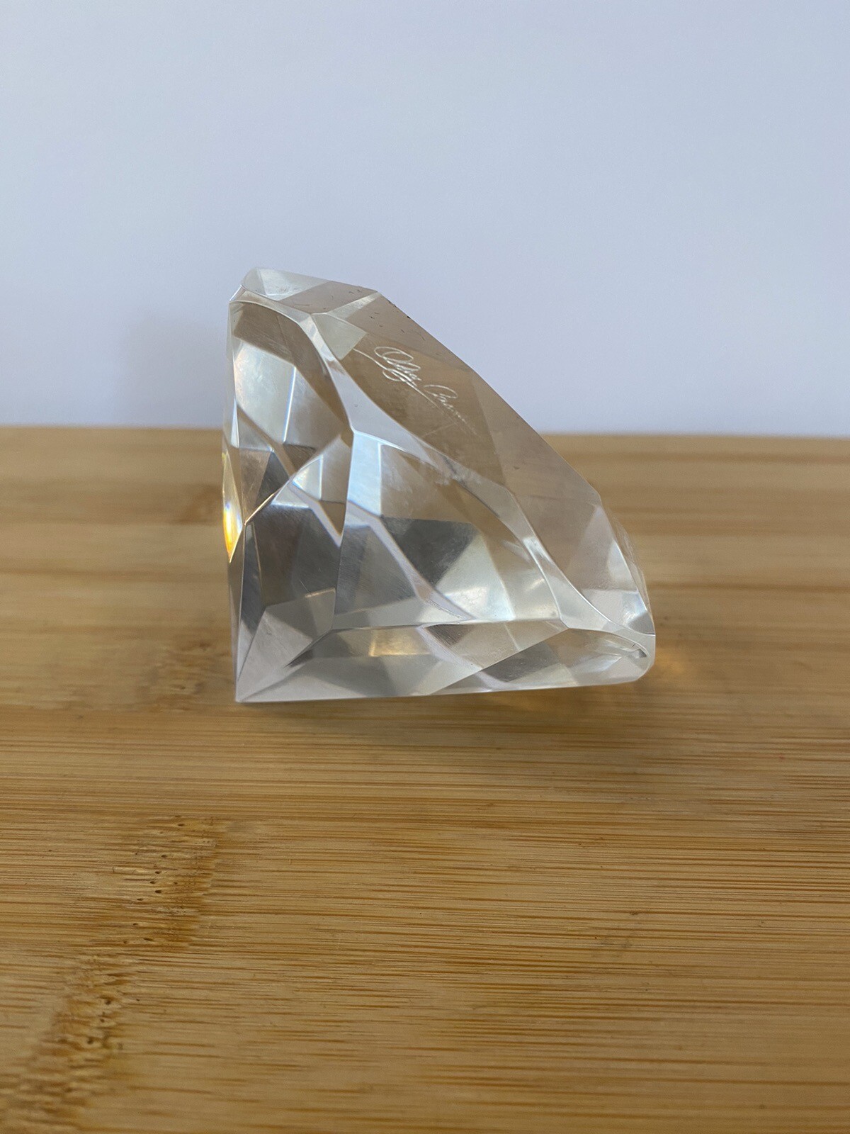 Oleg Cassini Signed Paperweight Crystal Multifaceted Diamond Cut 3 Inch
