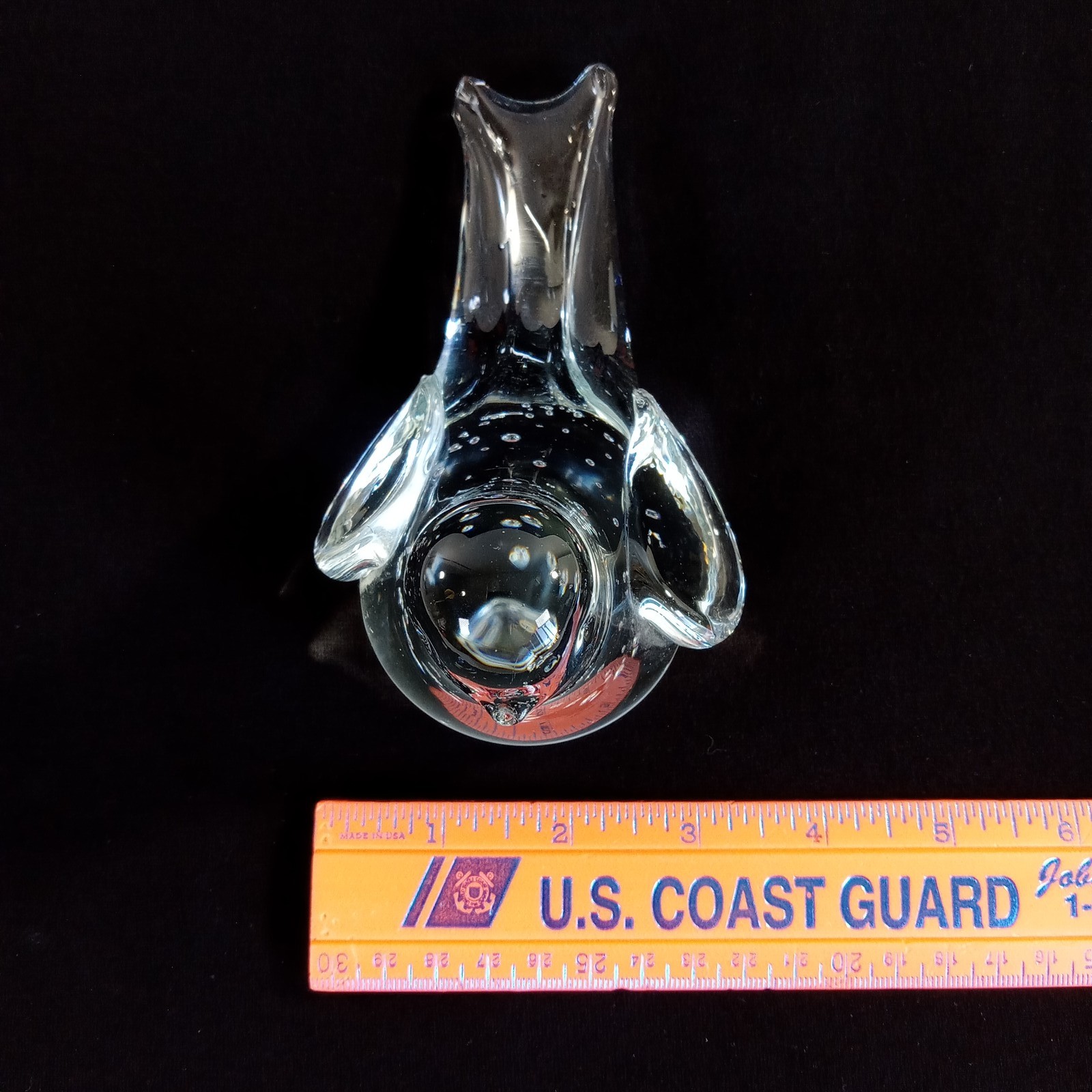 Clear Art Glass Bird Paperweight Figurine 5″ Long Controlled Bubbles 1 Pound