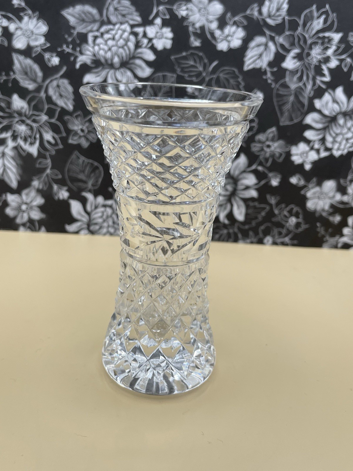 Waterford Lead Crystal Bud Vase Diamond Cut Elegant Corset Design 4.5”t 2.5”d