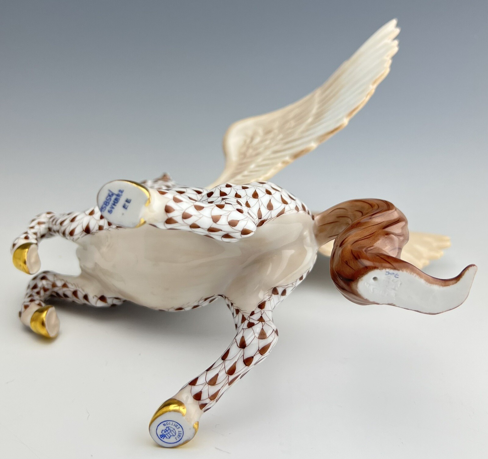 🦋 MINT HEREND Large PEGASUS Horse Chocolate Fishnet Figurine 1ST ED ($2,242)