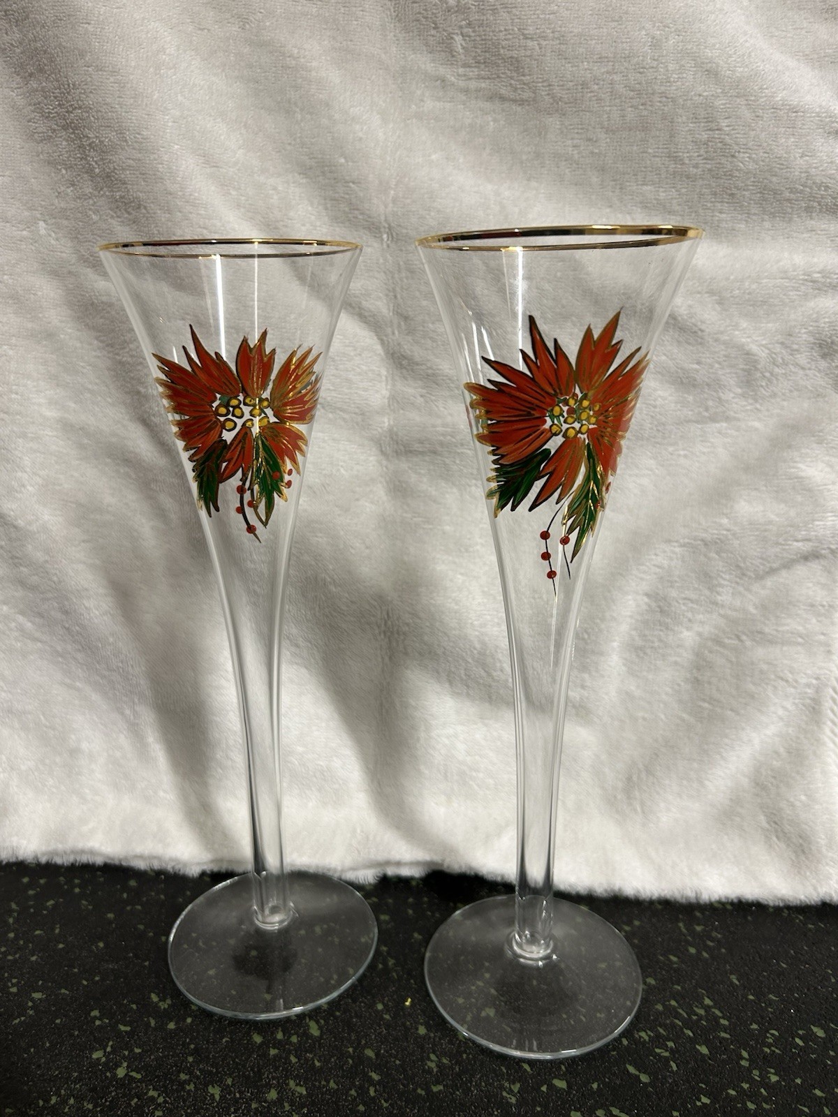 Vintage Poinsettia Champagne Flutes – Gold Rims – Handpainted